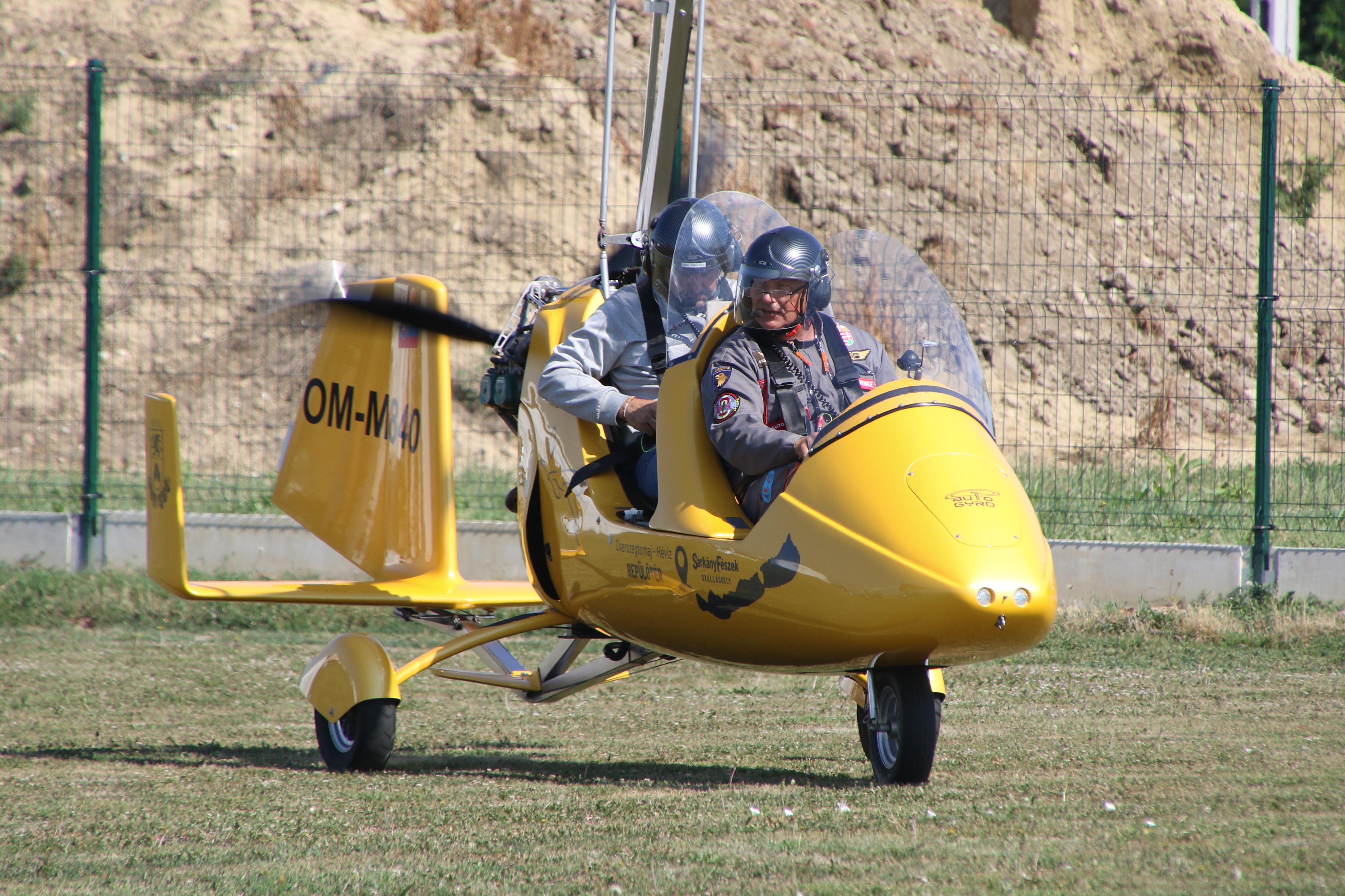 OM-M840 photo, click to enlarge