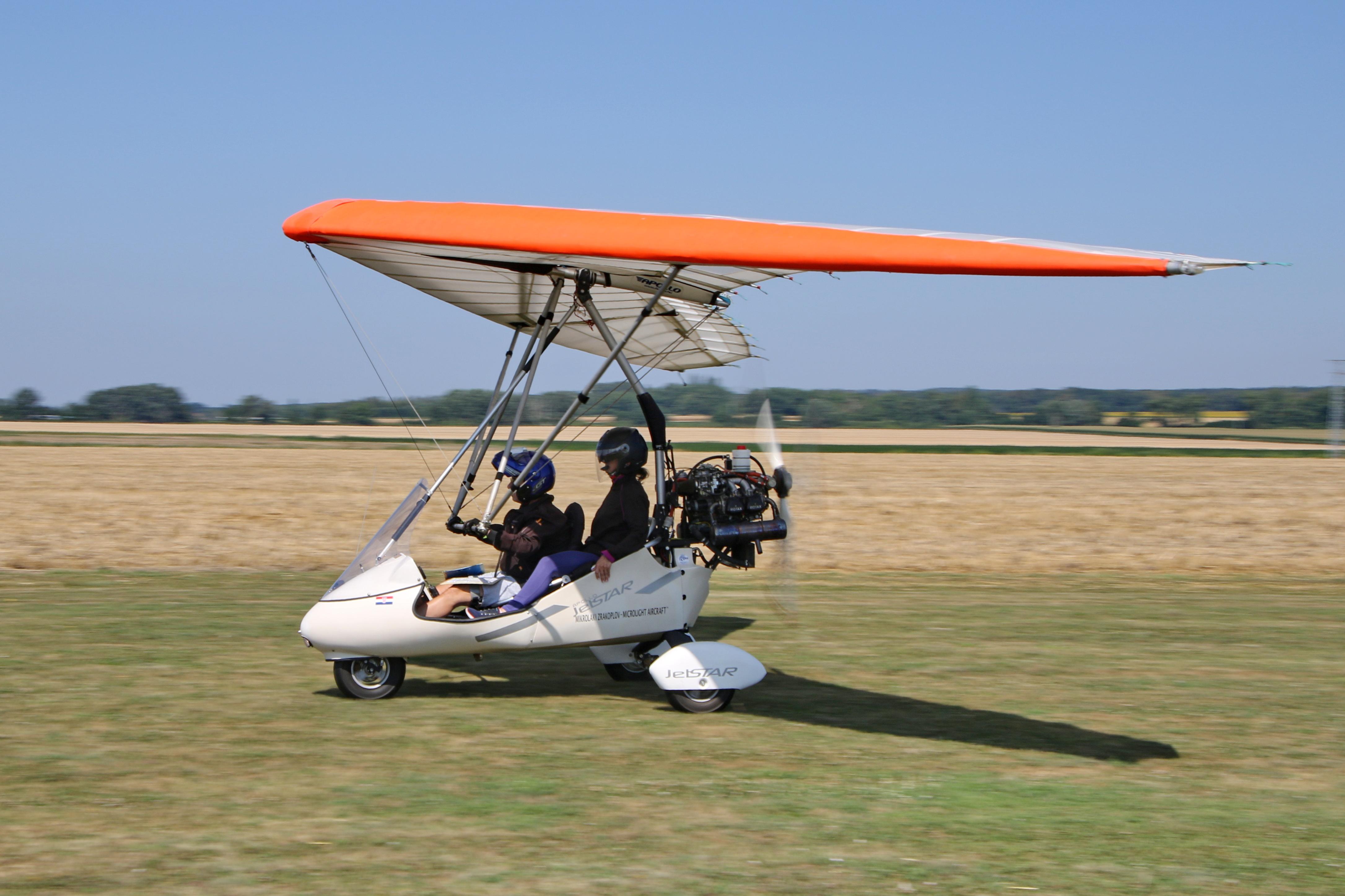 9A-UHD photo, click to enlarge