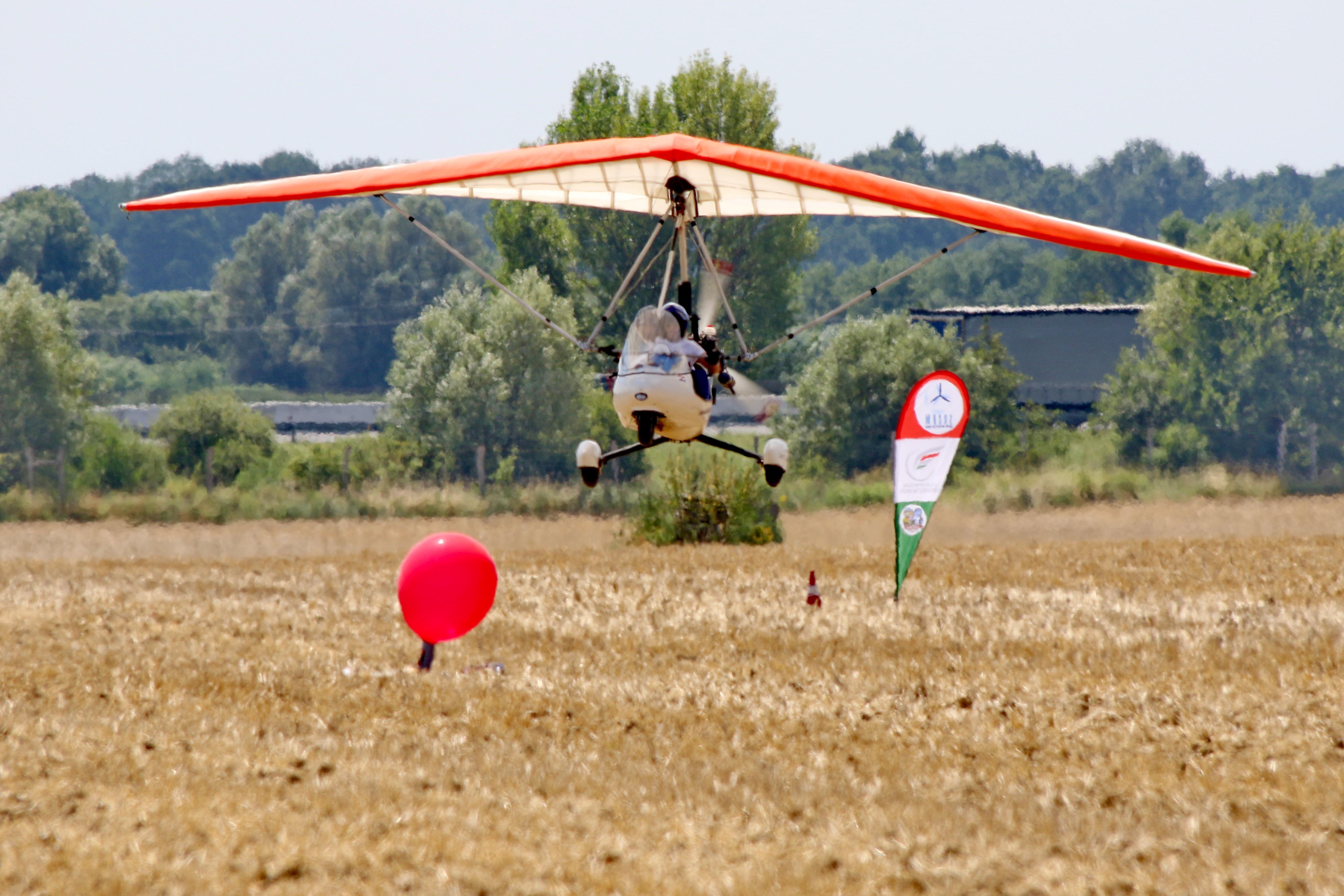 9A-UHD photo, click to enlarge