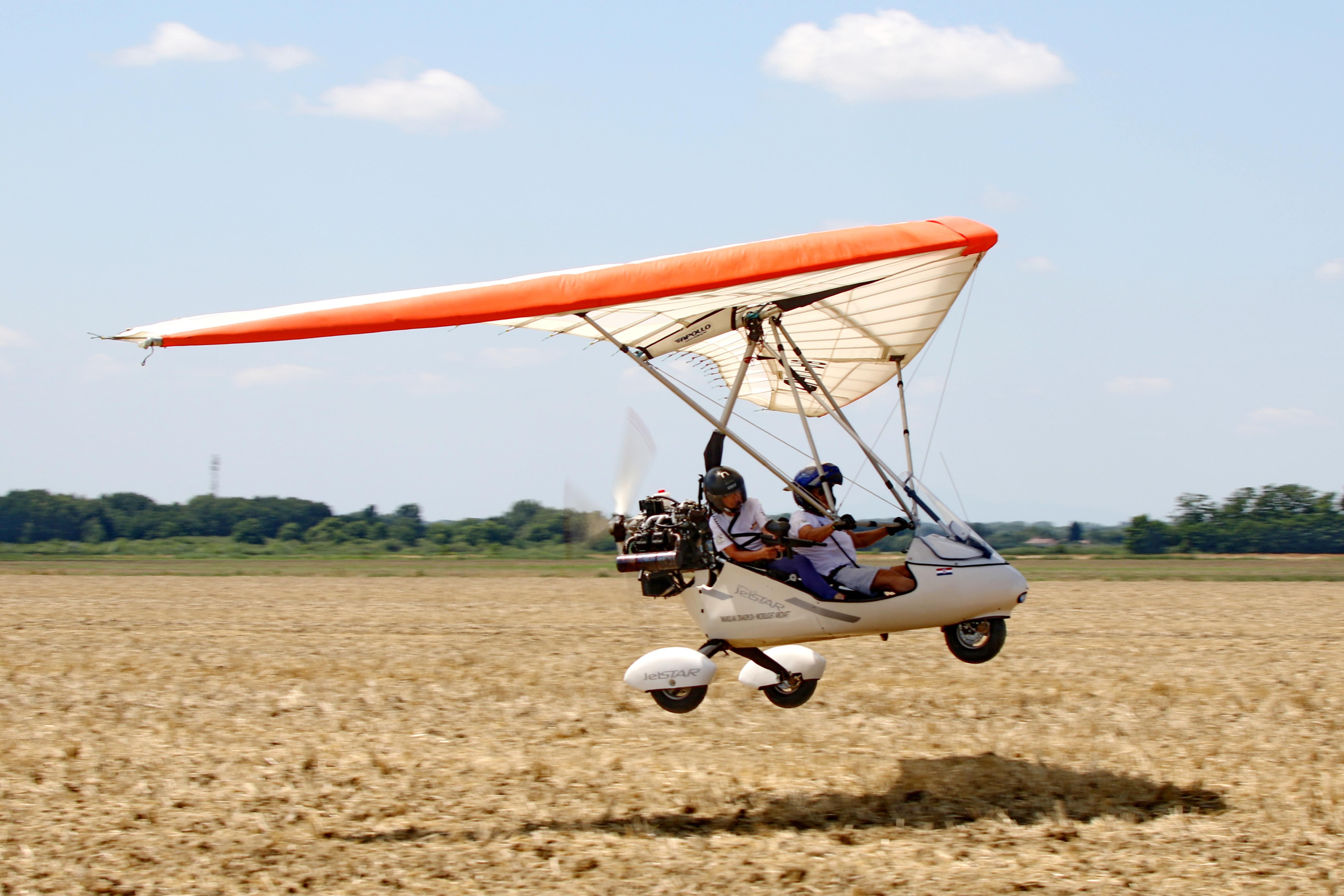 9A-UHD photo, click to enlarge