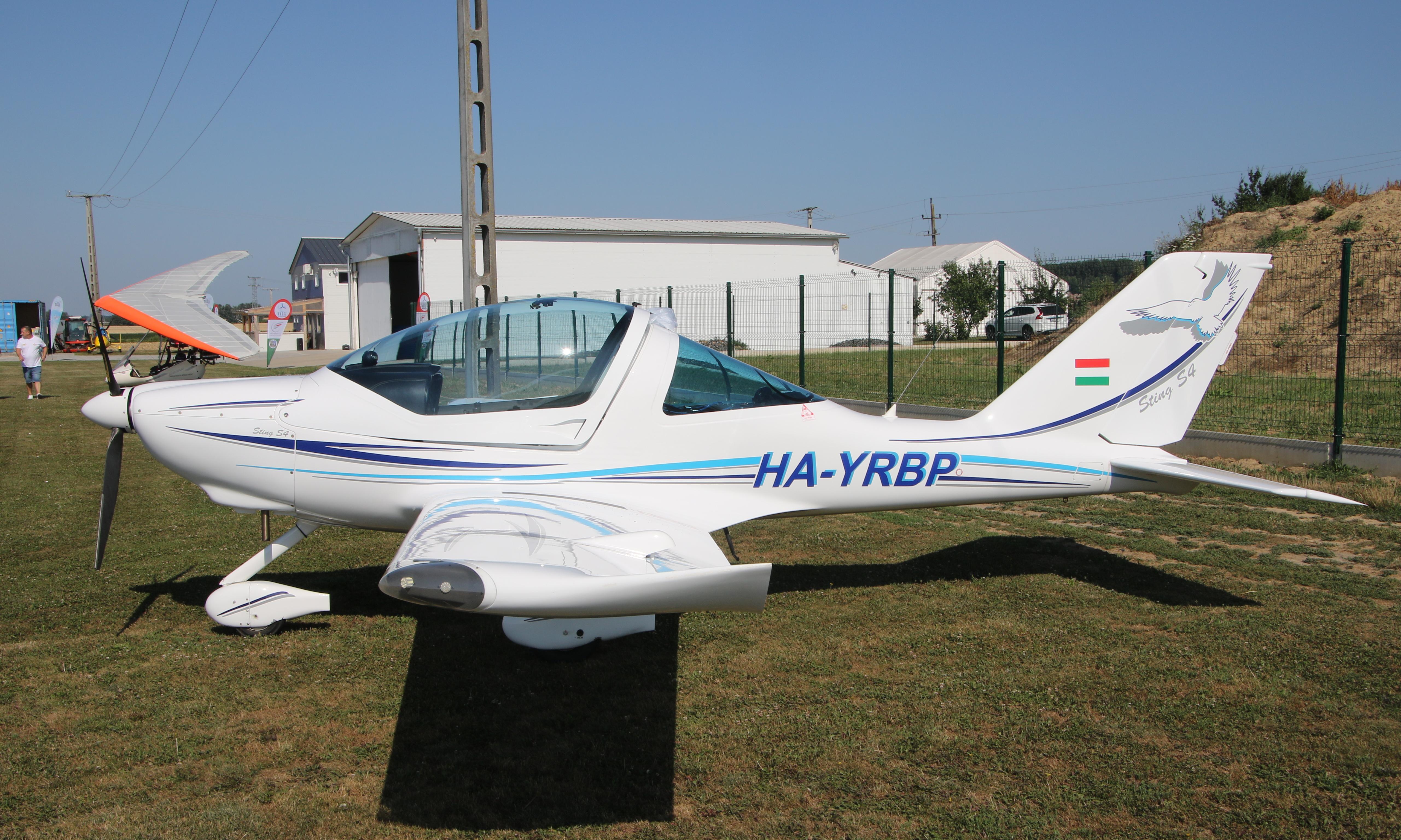 HA-YRBP photo, click to enlarge
