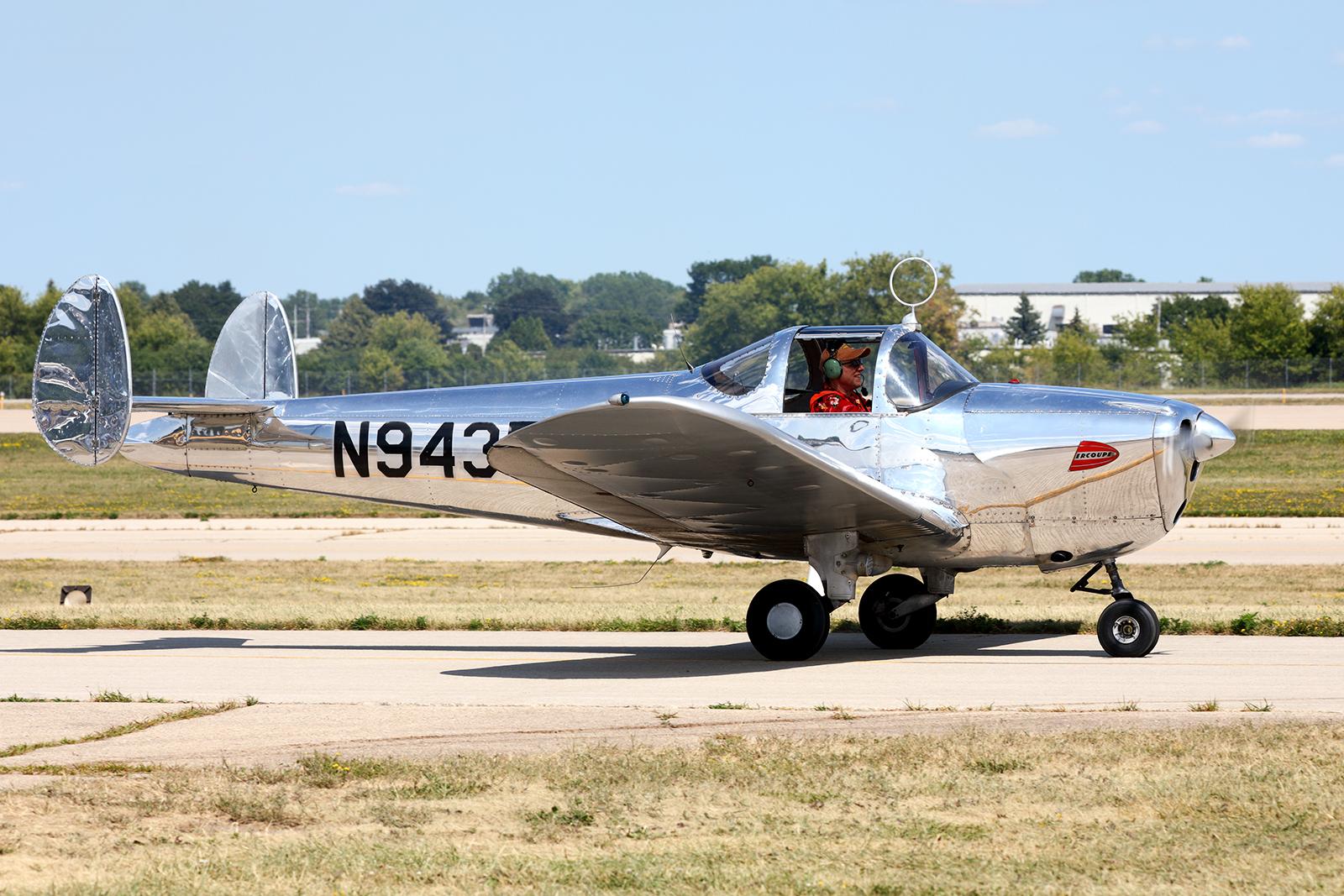 N5923B photo, click to enlarge