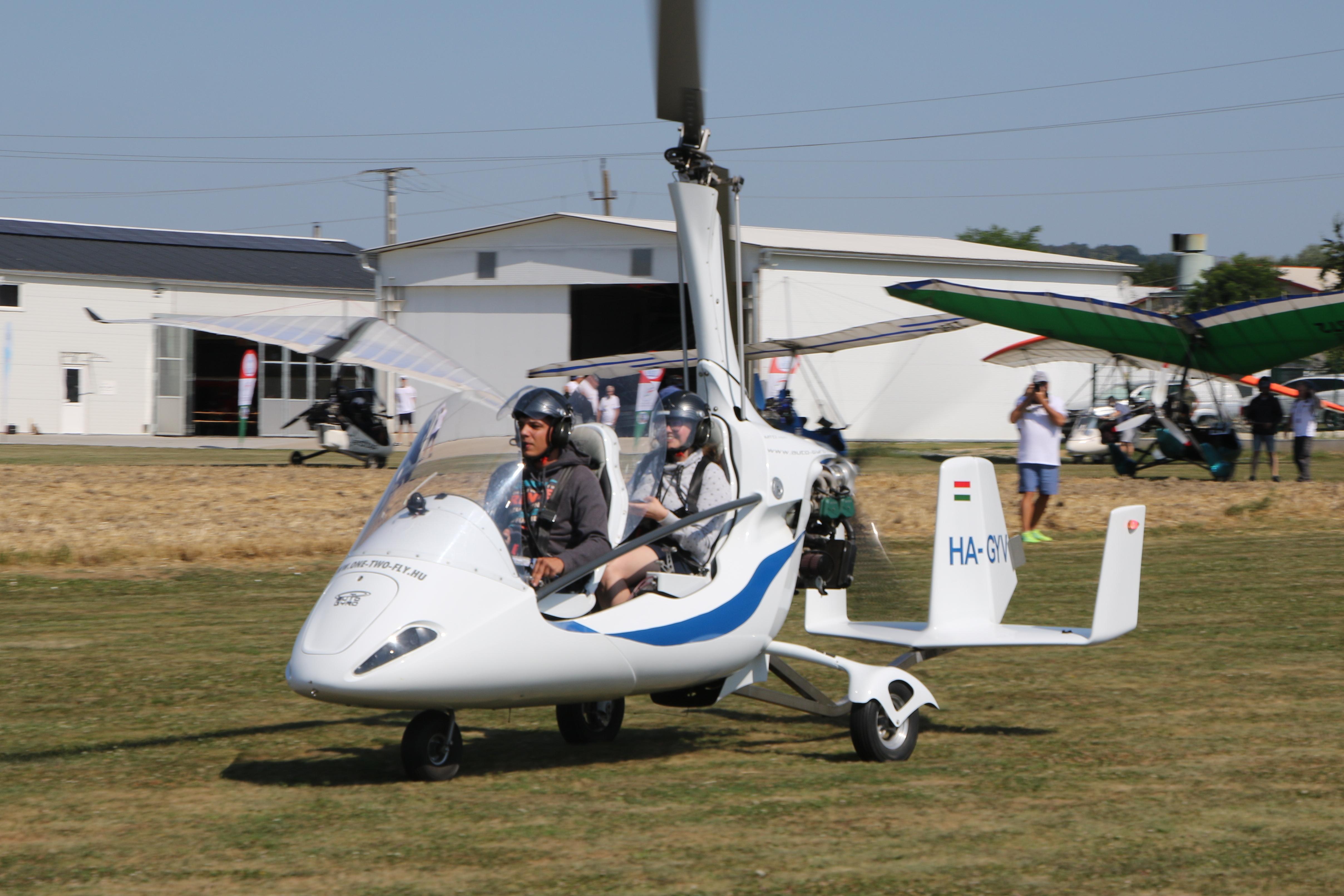 HA-GYV photo, click to enlarge