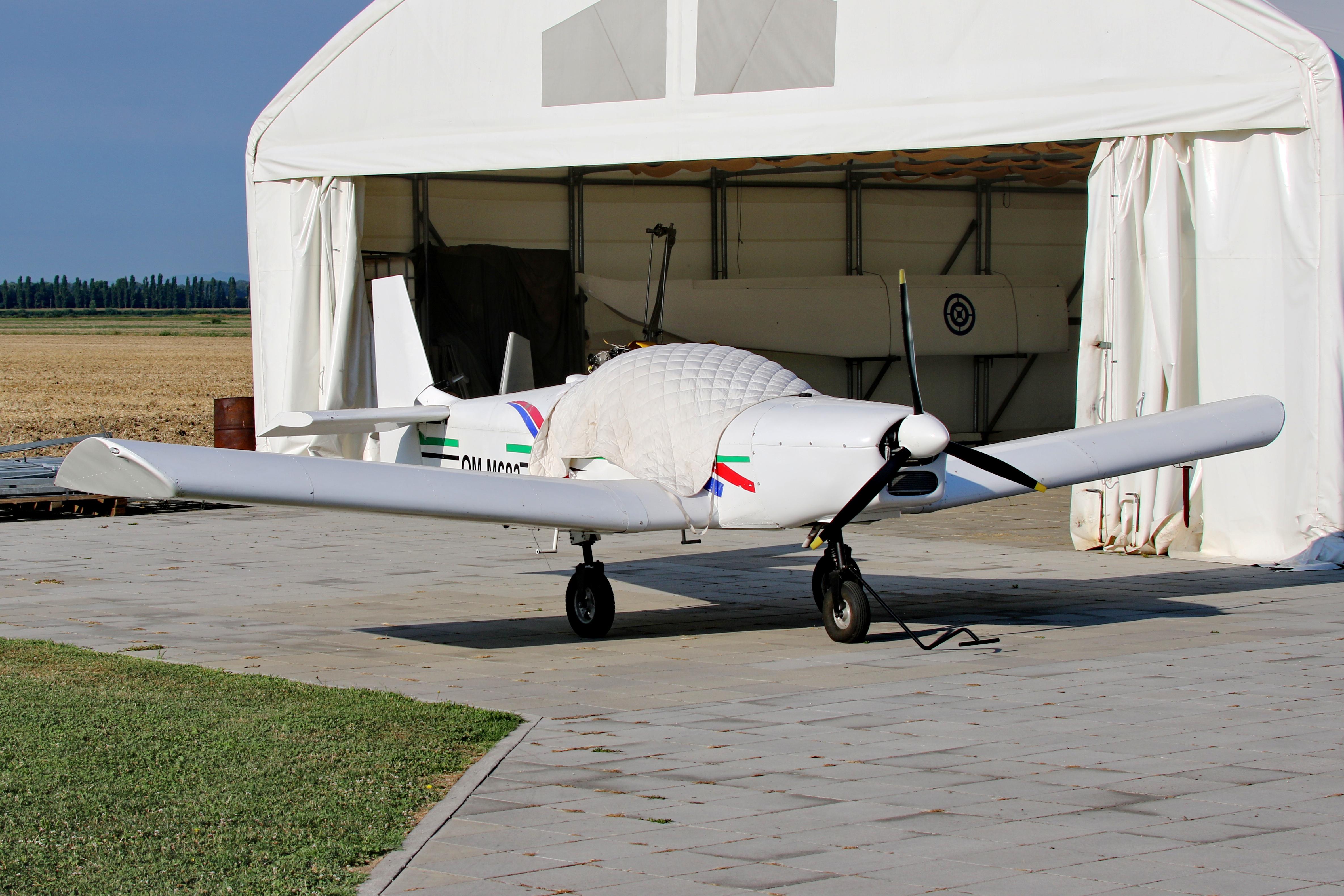 OM-M683 photo, click to enlarge