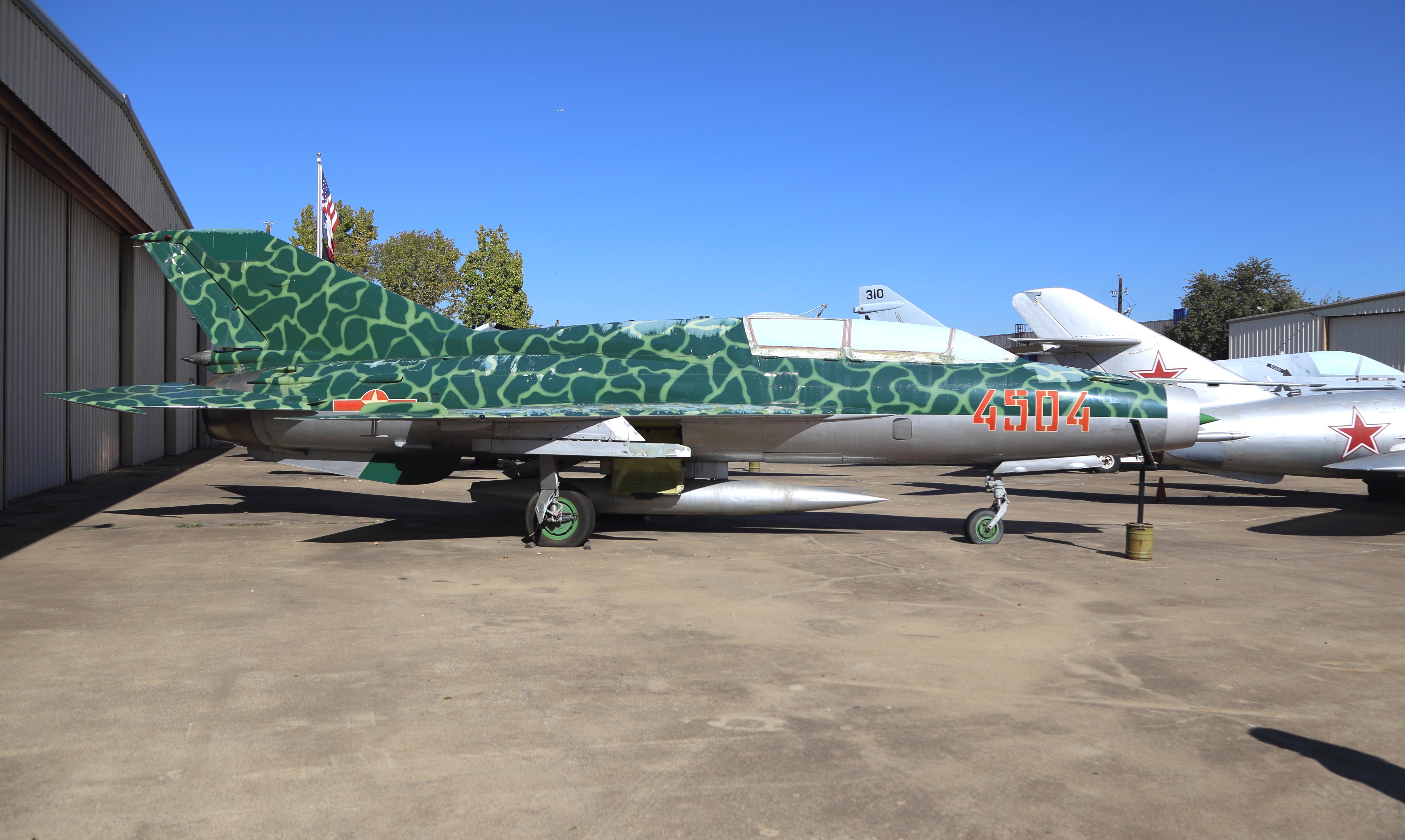 N1121M photo, click to enlarge
