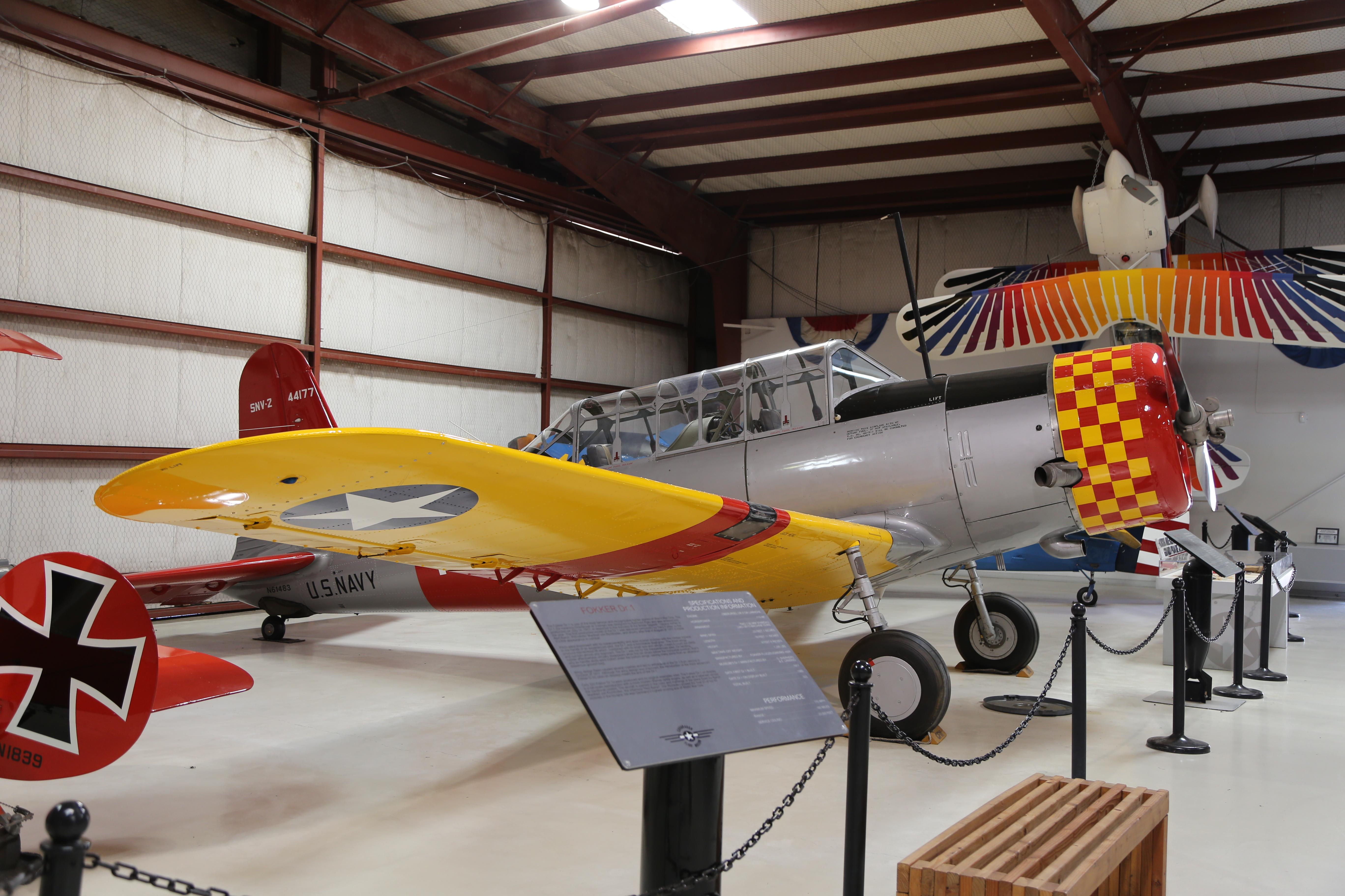 Aircraft N61483, 2022, at KADS, photo by olivier CORTOT