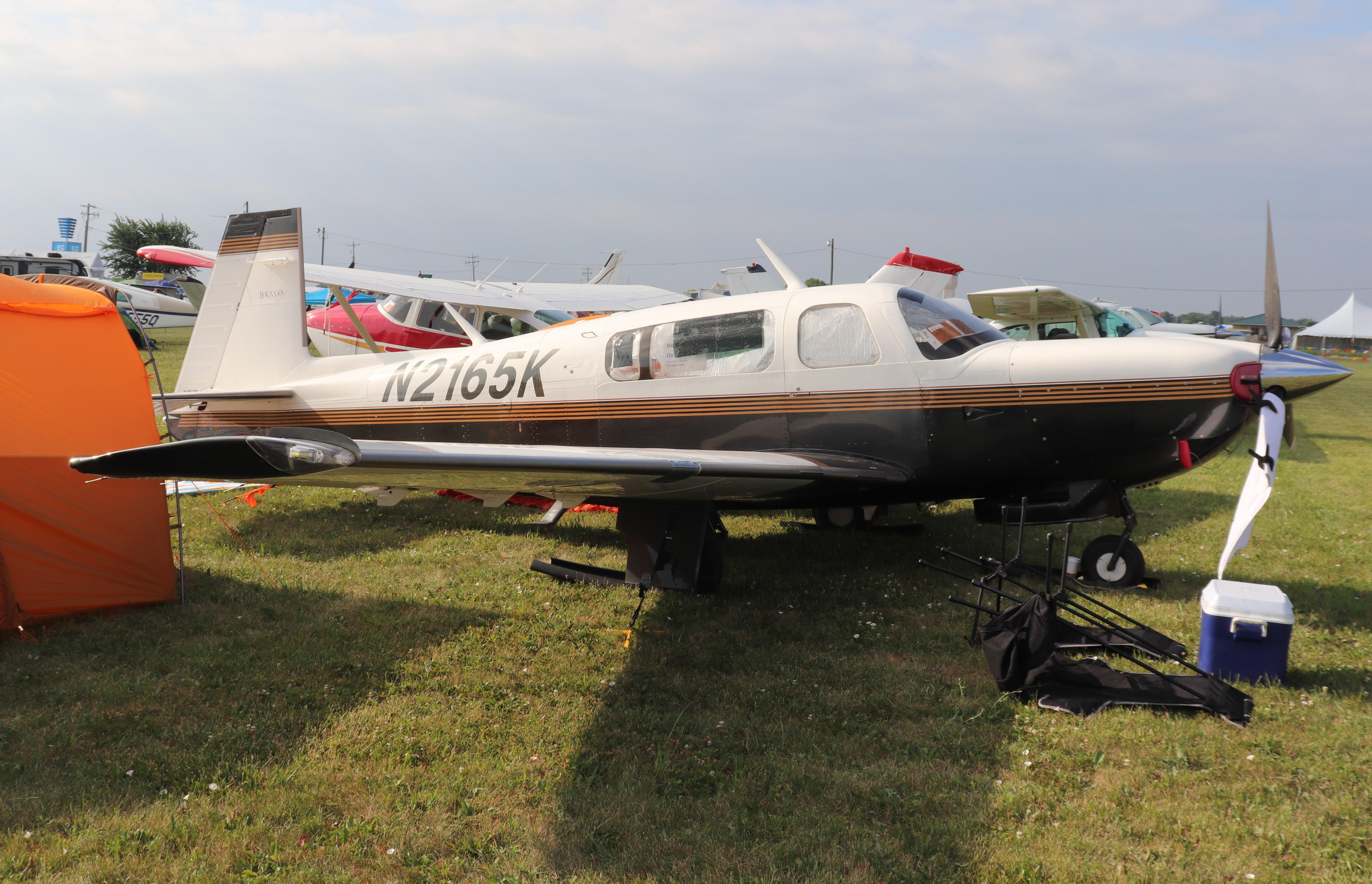N2165K photo, click to enlarge