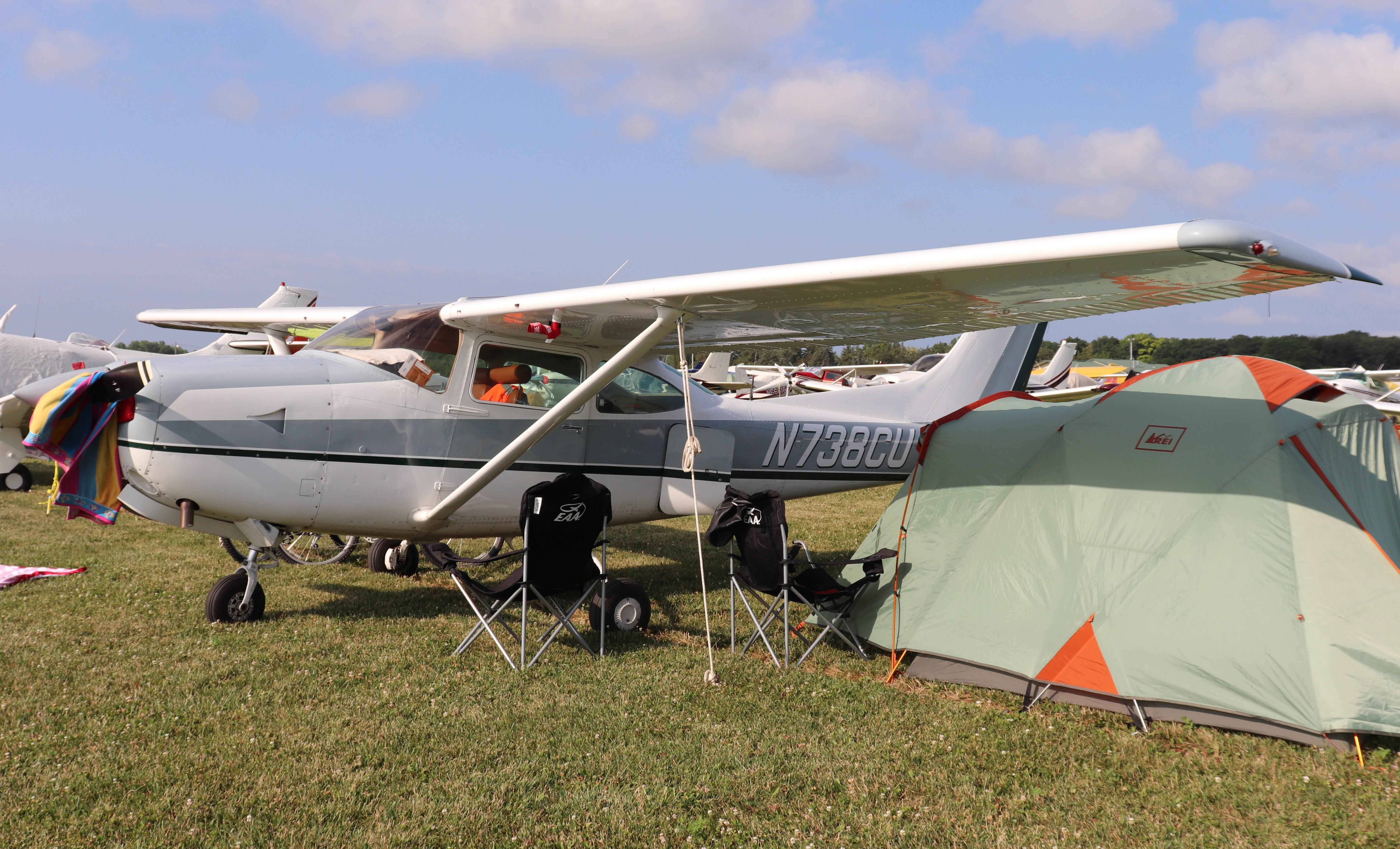 N738CU photo, click to enlarge