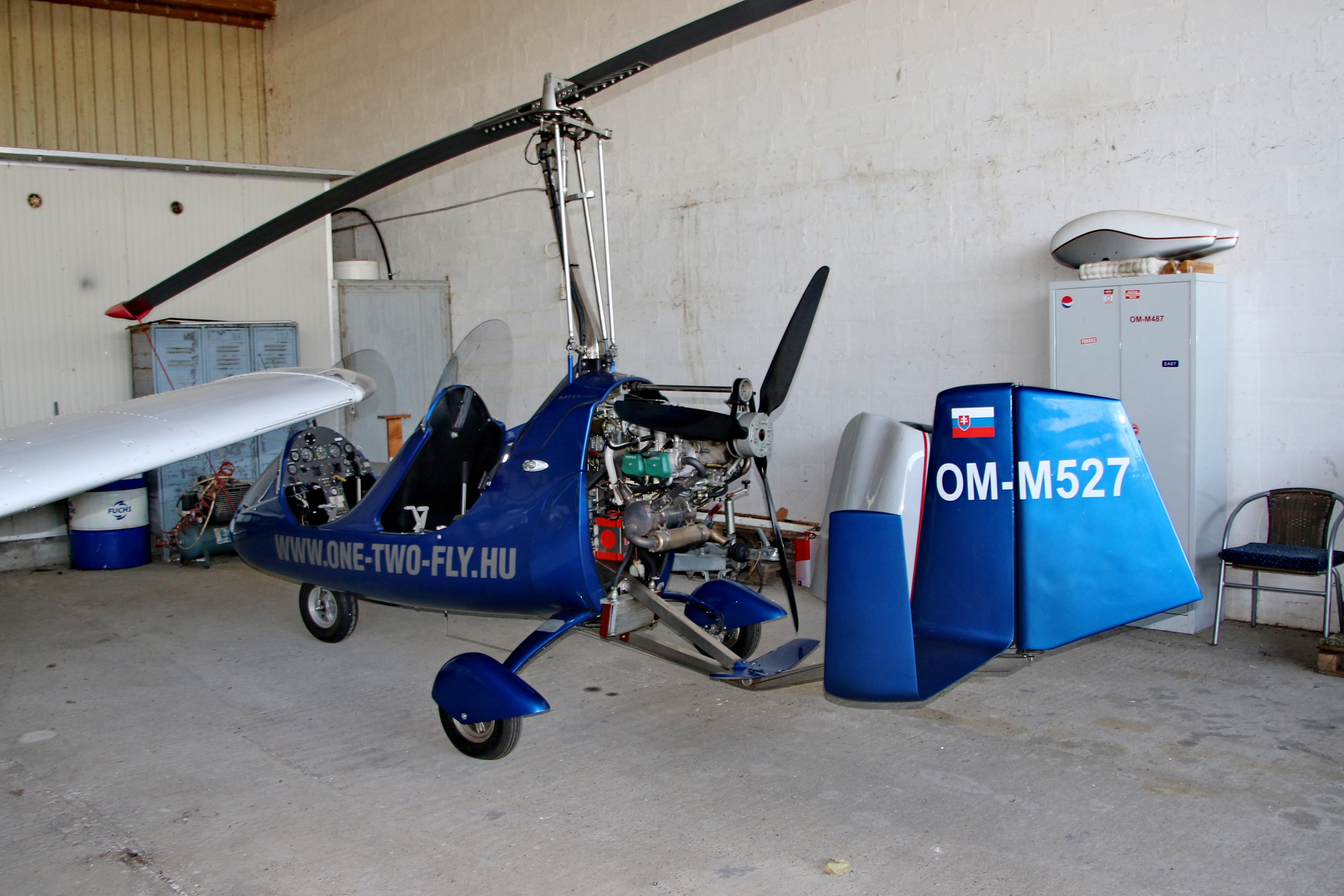 OM-M527 photo, click to enlarge