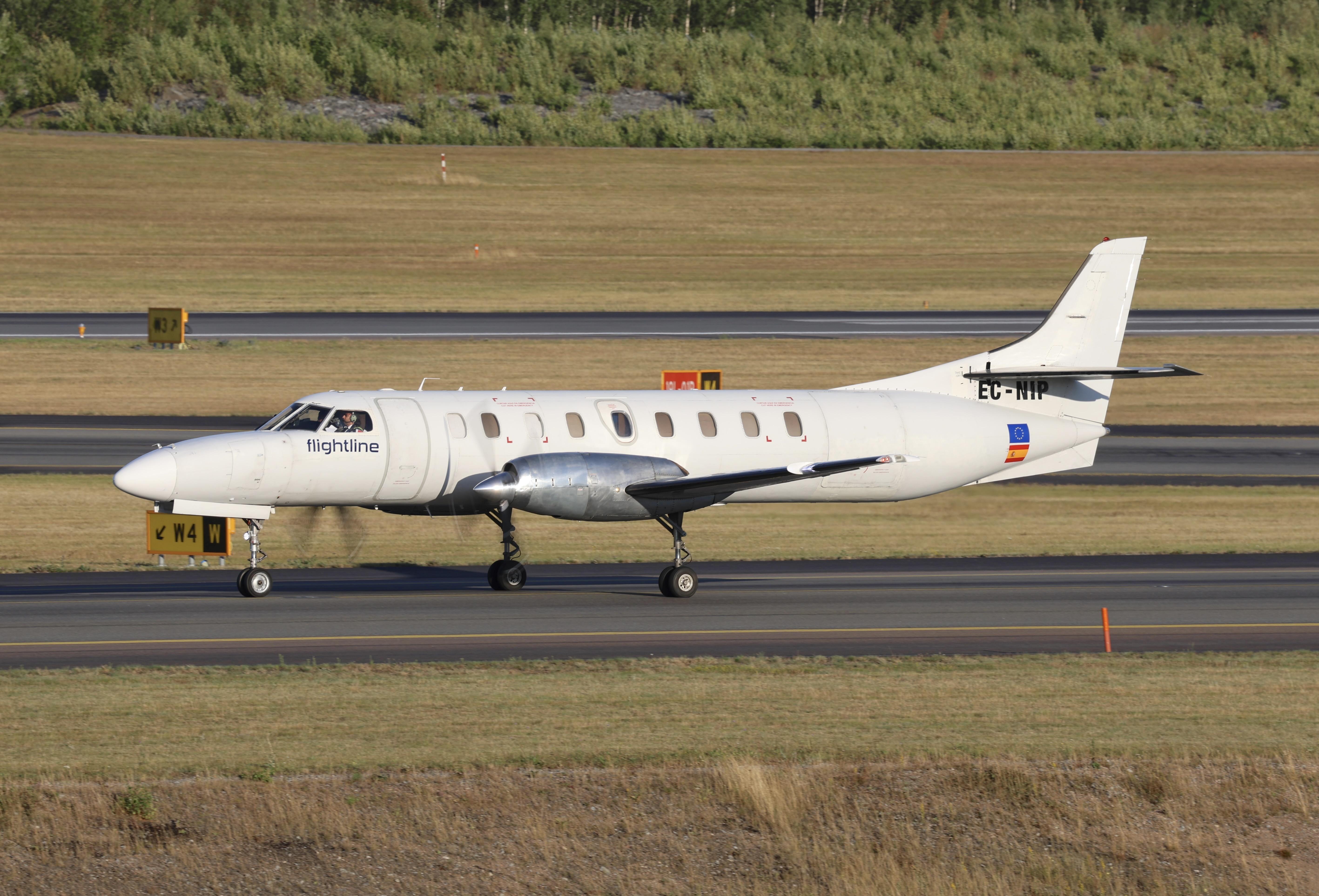 Aircraft EC-NIP, Twy W, at ESSA, photo by wijken