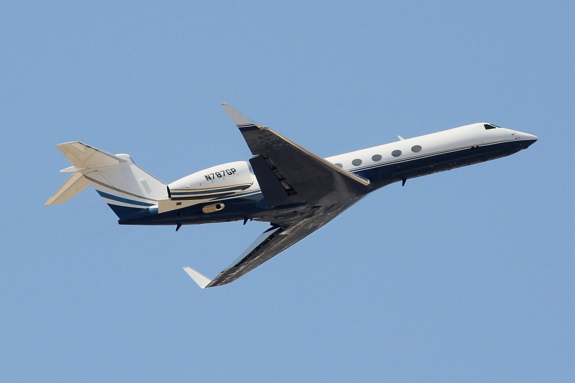 Aircraft N878GP, Gulfstream G550 reg N878GP (Private) taking off from Malta RW31., at LMML, photo by raymond