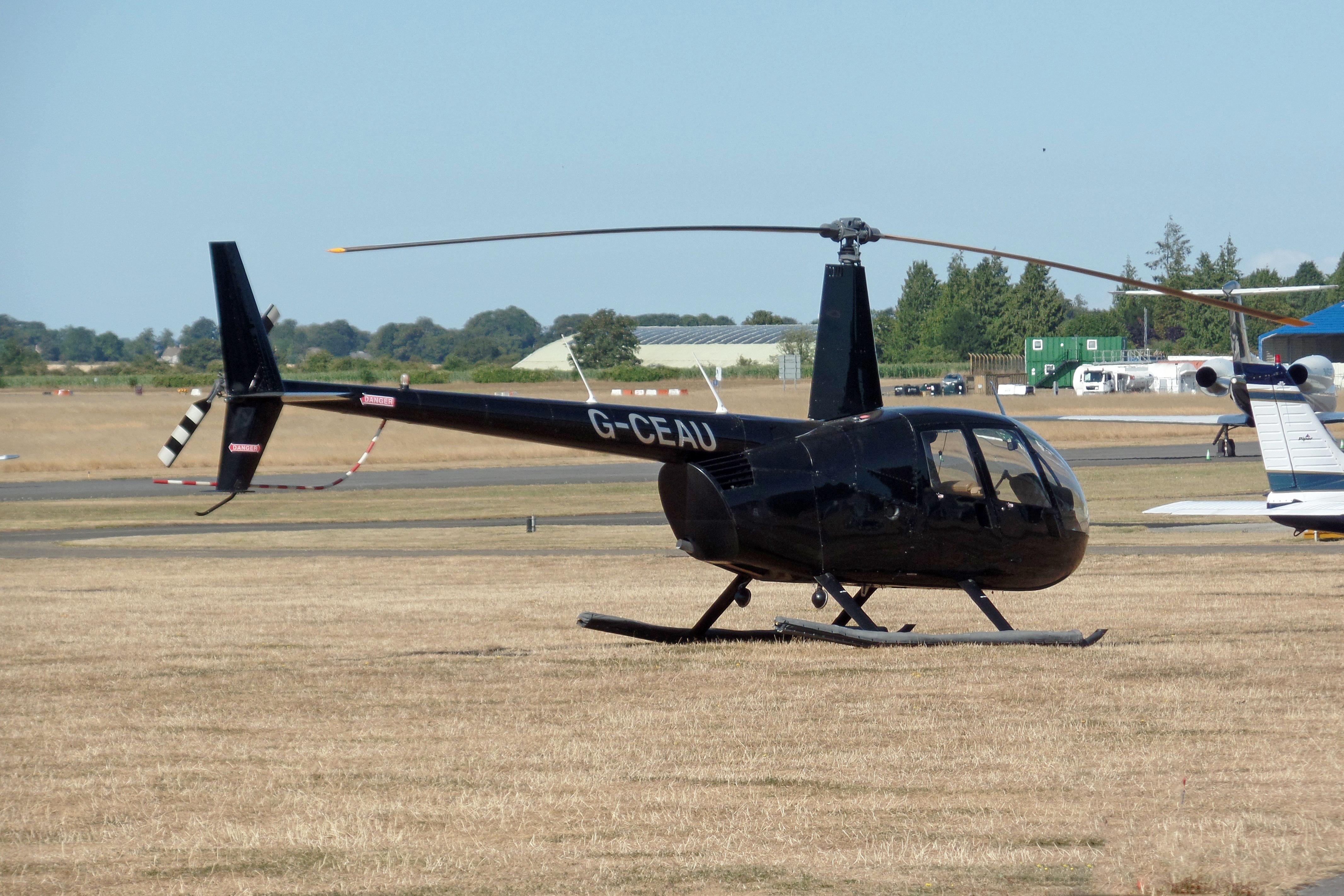 G-CEAU photo, click to enlarge