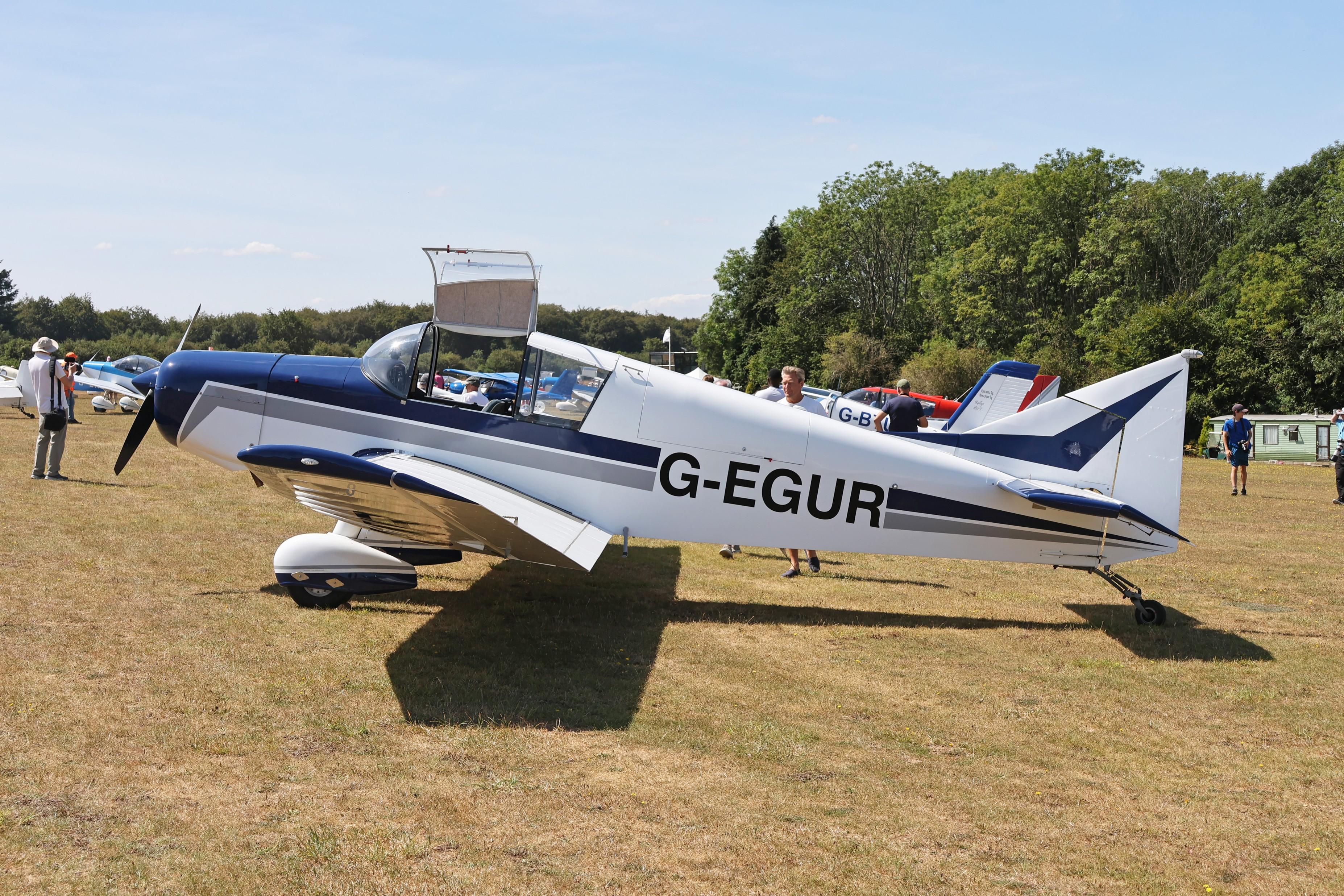 G-EGUR photo, click to enlarge