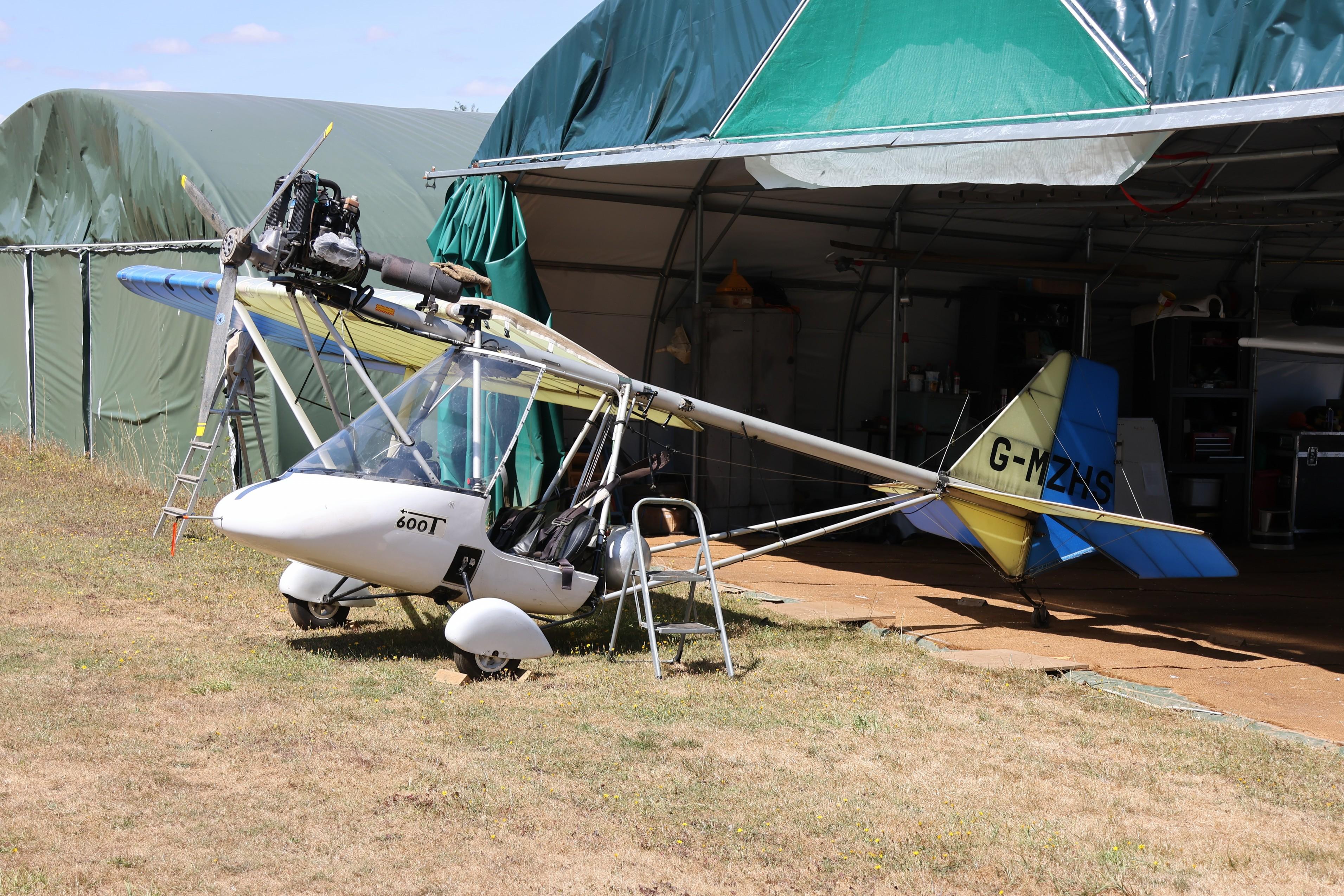 G-MZHS photo, click to enlarge