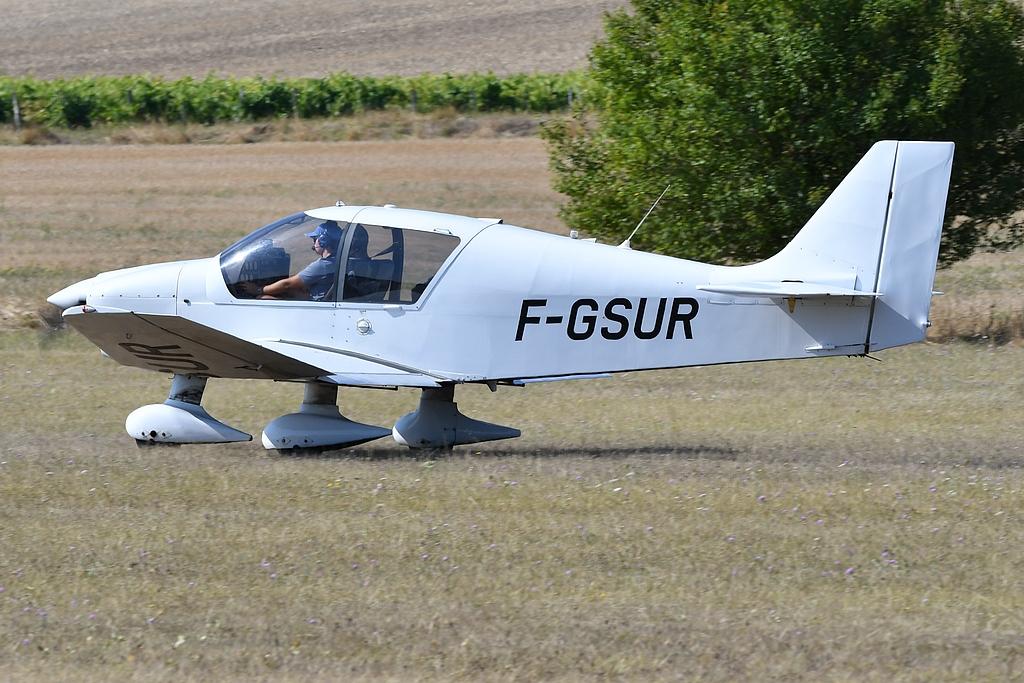 F-GSUR photo, click to enlarge