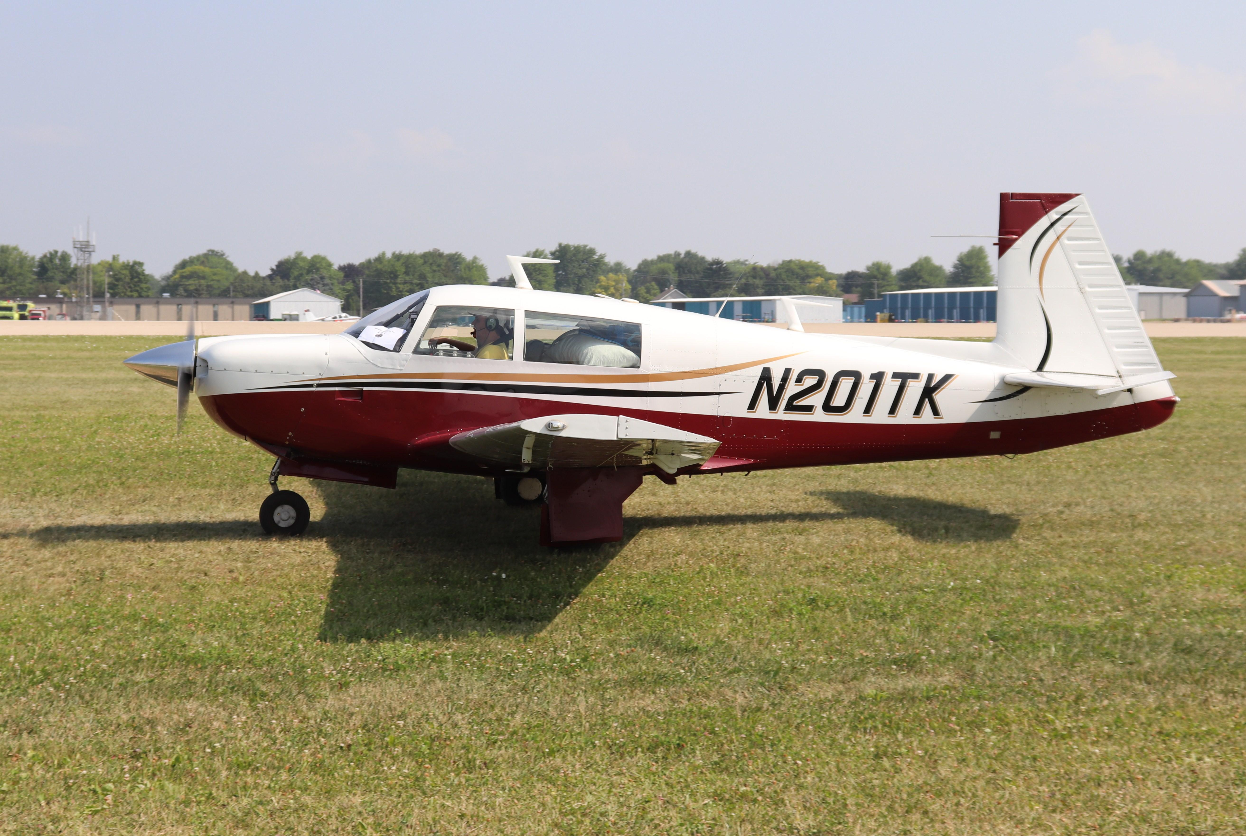 N201TK photo, click to enlarge