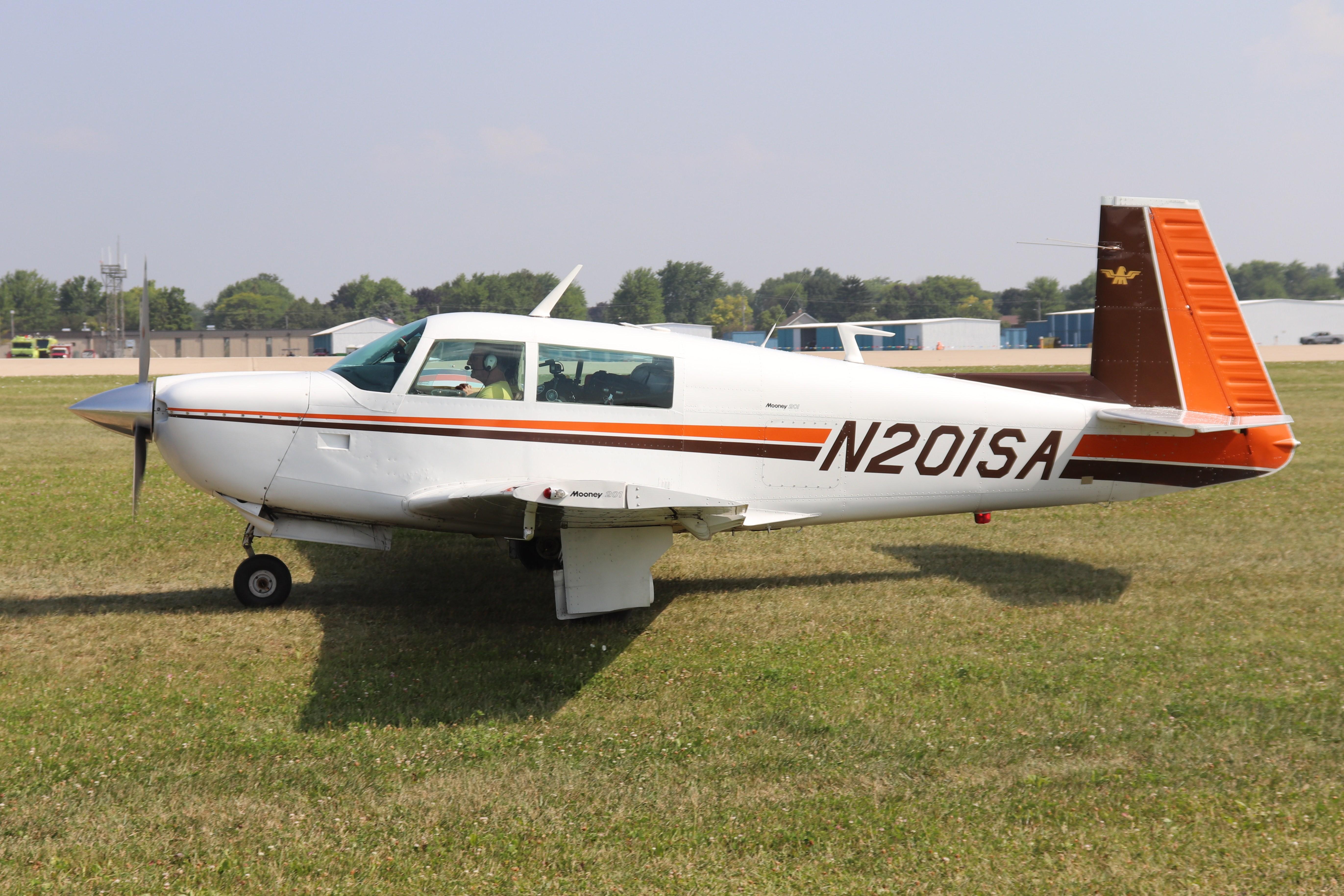N201SA photo, click to enlarge