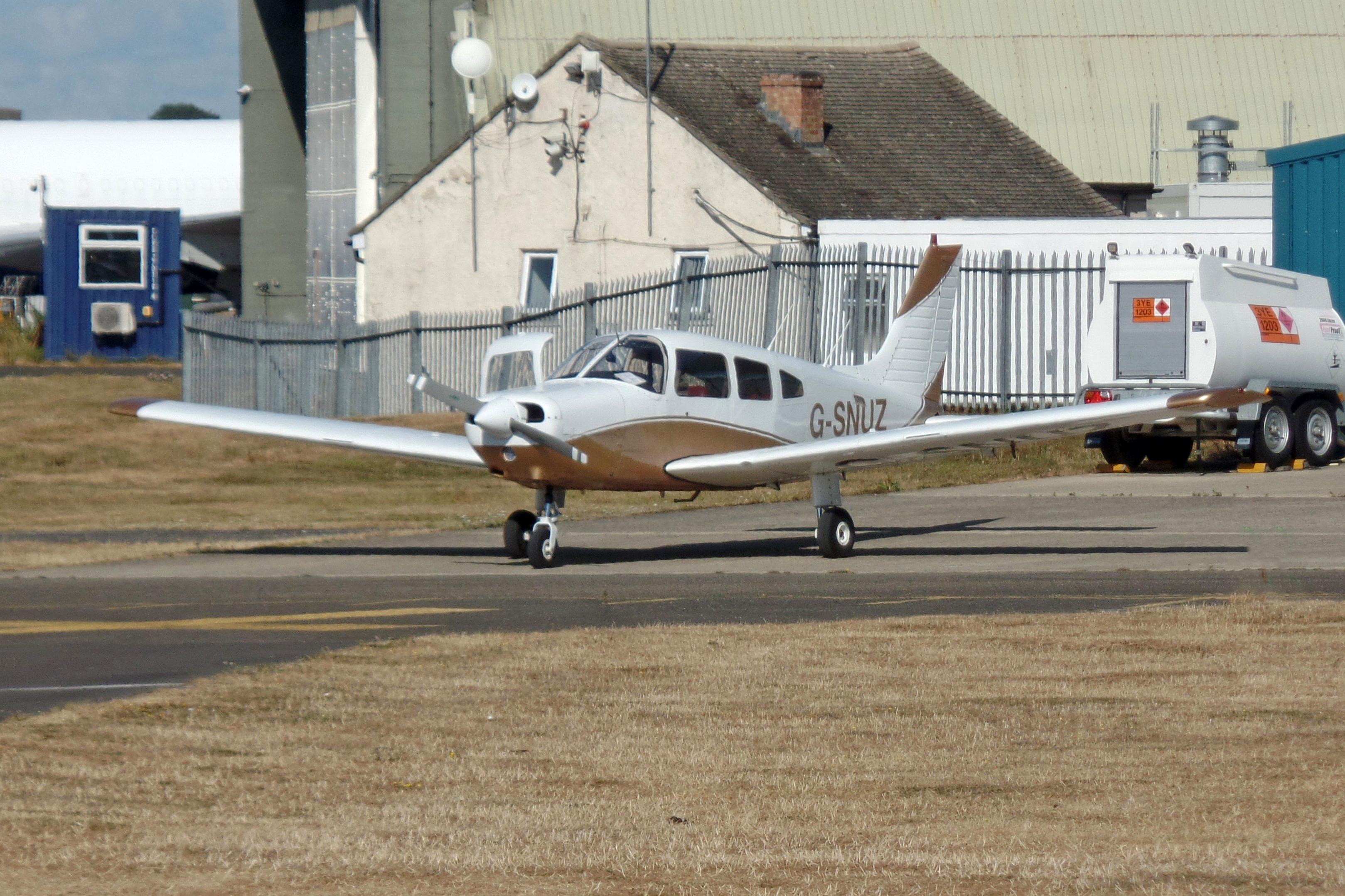 G-SNUZ photo, click to enlarge