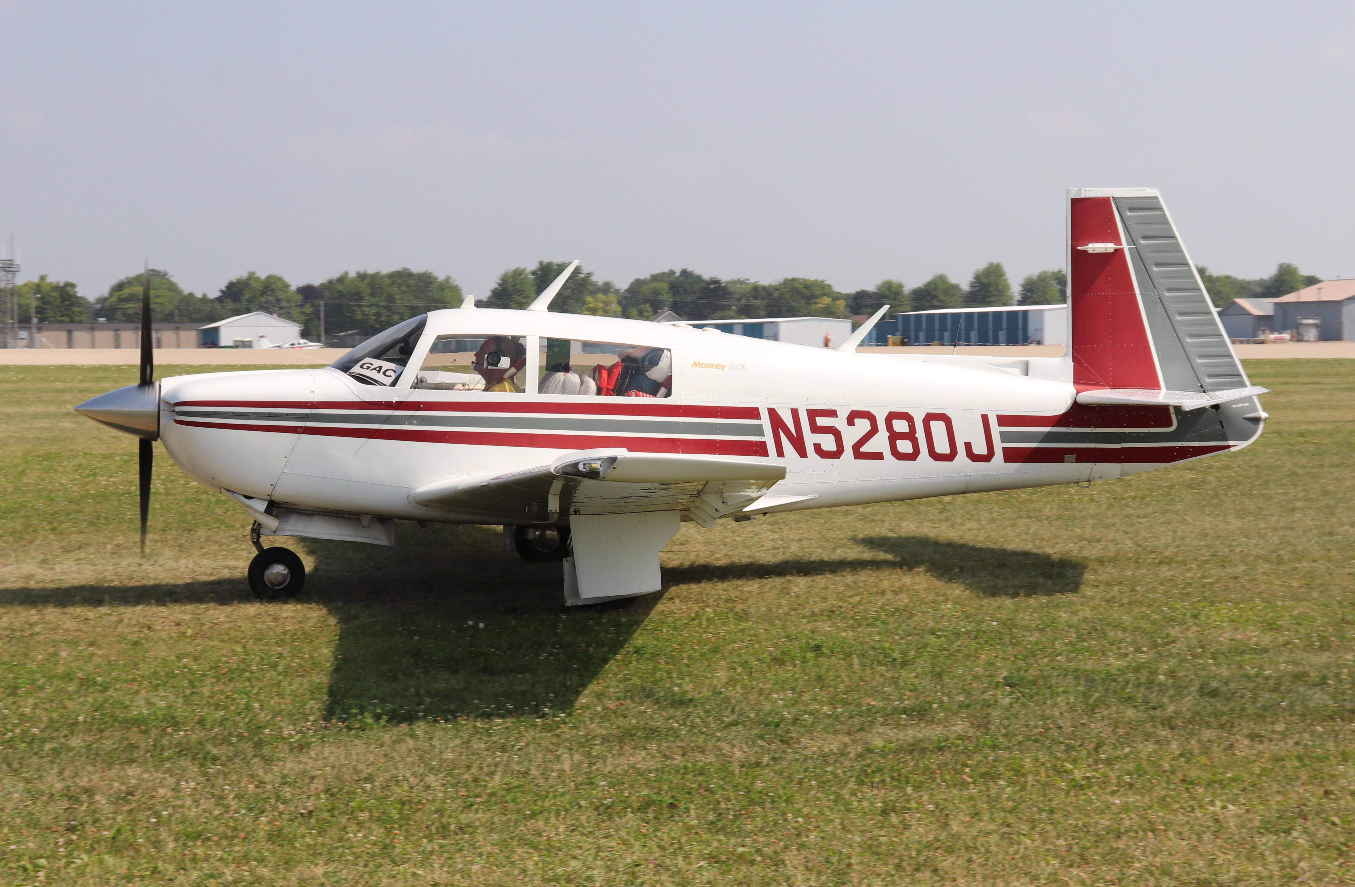 N5280J photo, click to enlarge