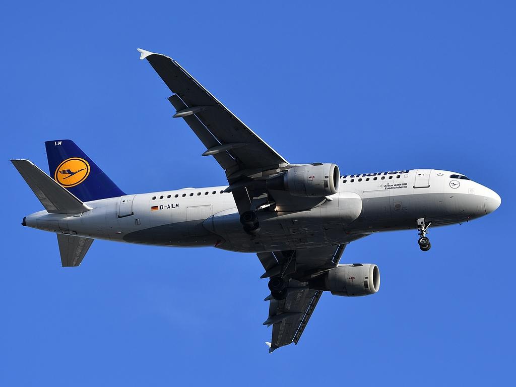 D-AILM photo, click to enlarge