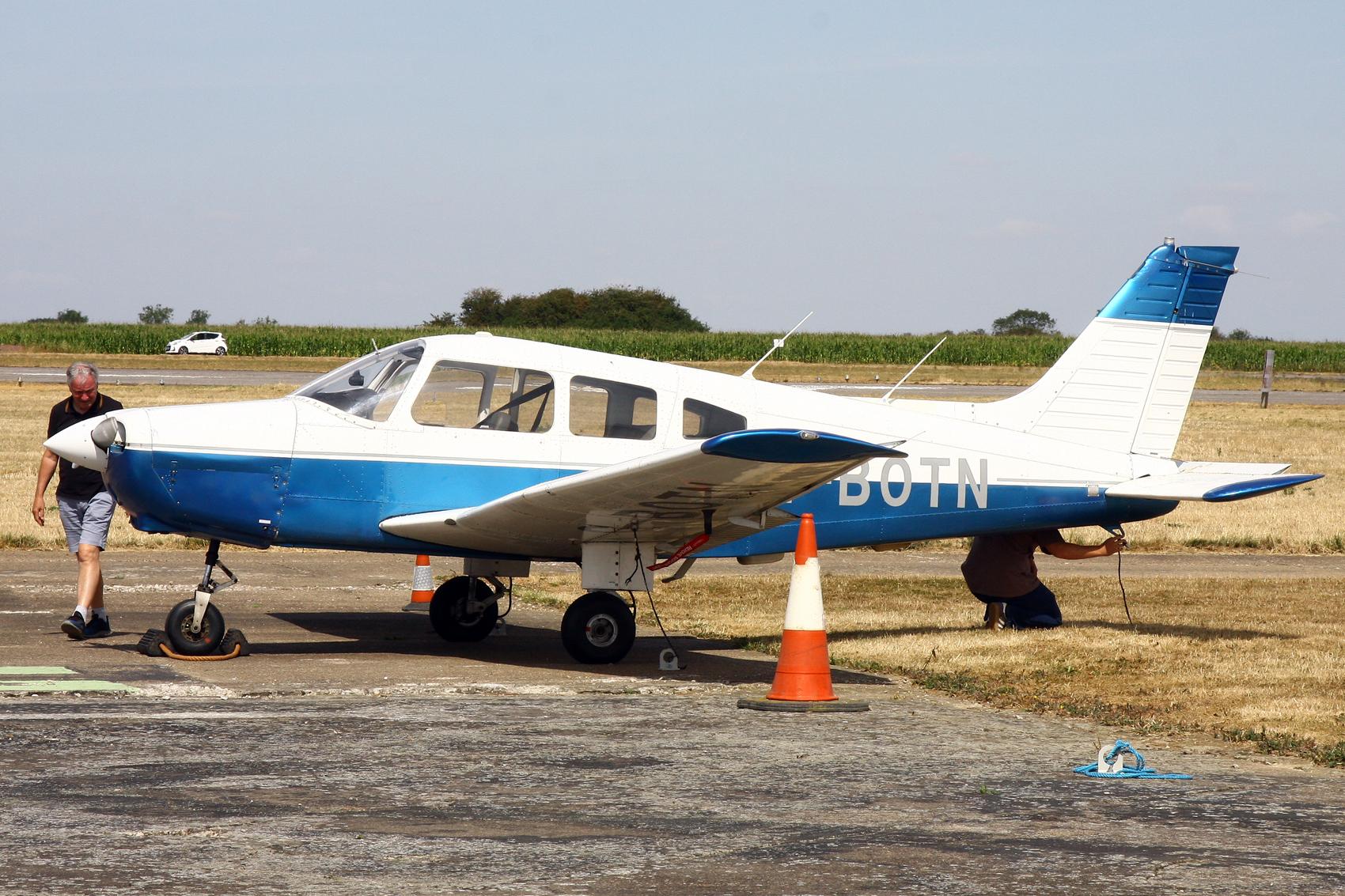 G-BOTN photo, click to enlarge