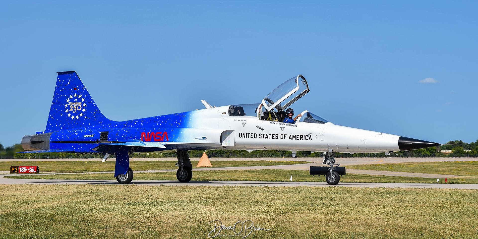 N593EM photo, click to enlarge
