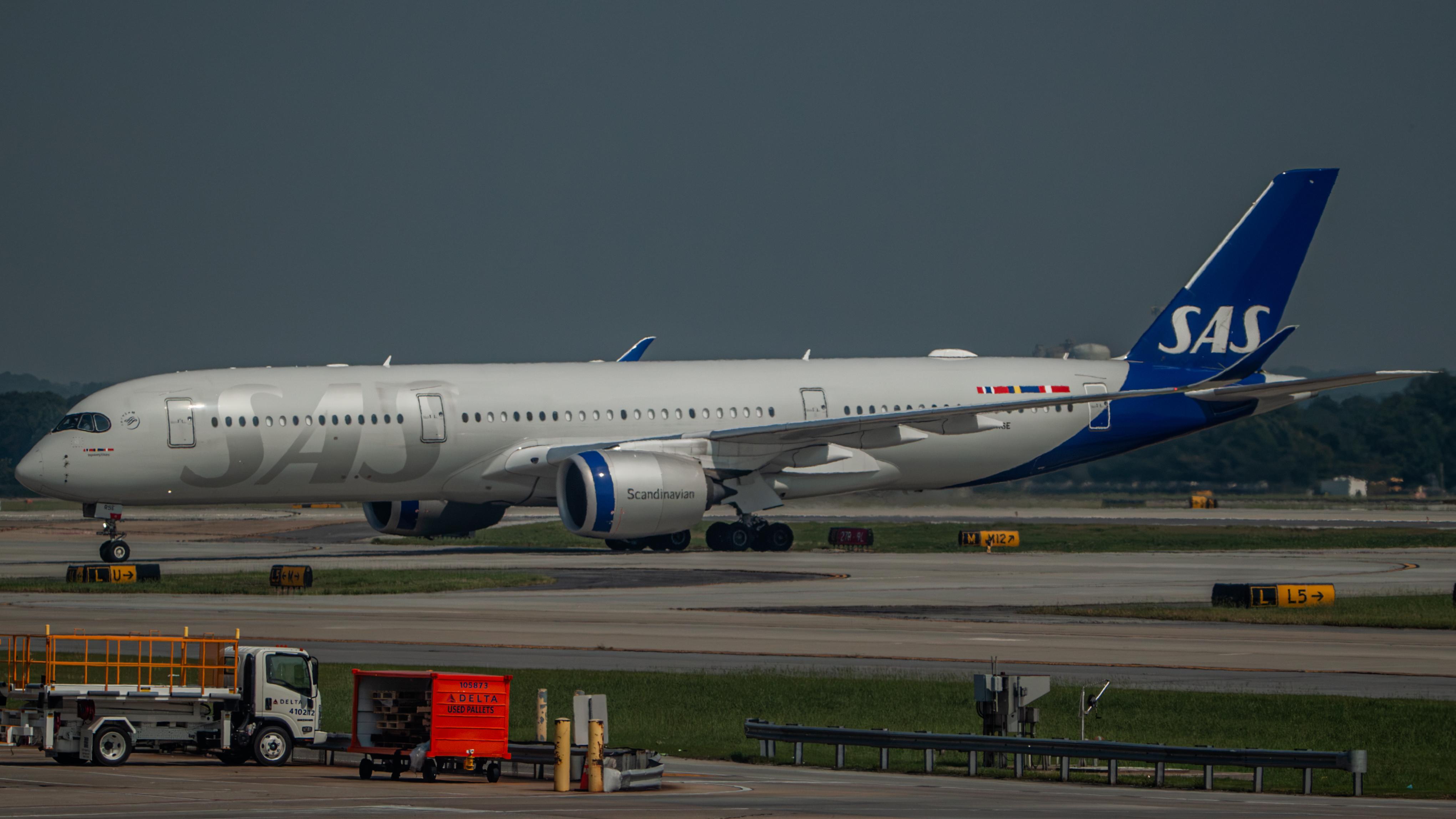 Aircraft SE-RSE, SAS A359, at KATL, photo by AviationLover50