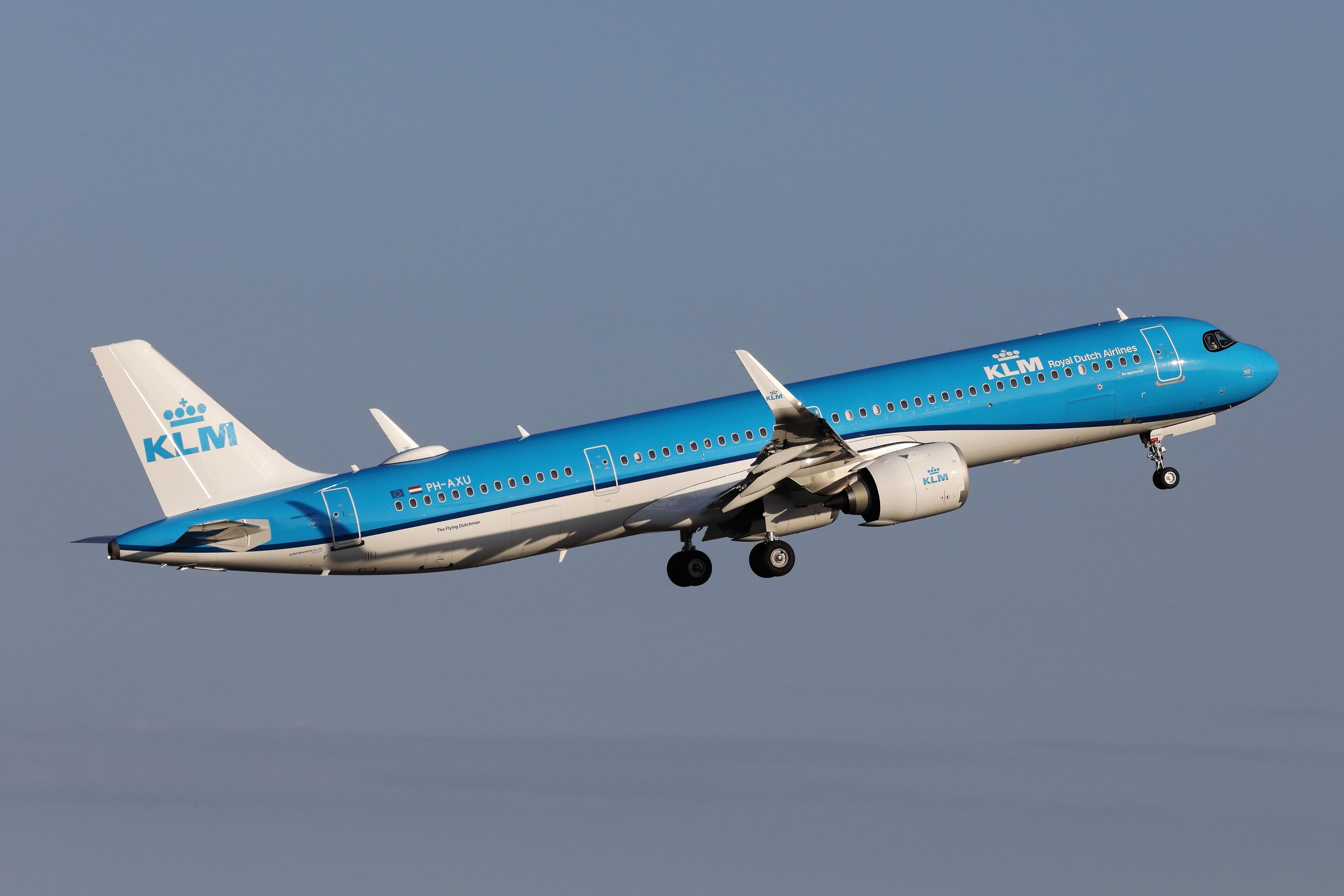 Aircraft PH-AXU, Copenhagen 5.8.2026, at CPH, photo by leo larsen