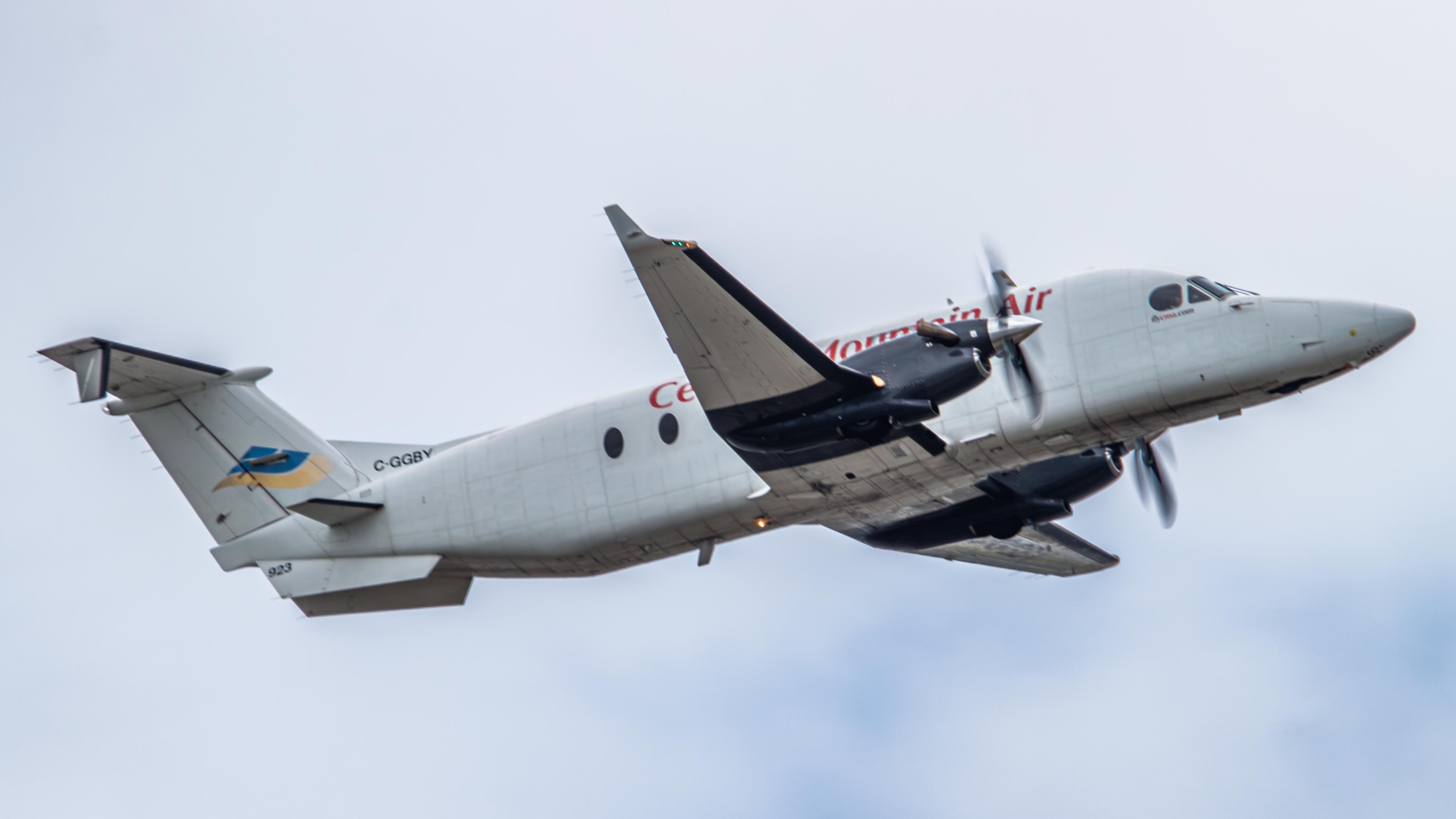 Aircraft C-GGBY, Central Mountain Air 1900D, at CYVR, photo by AviationLover50