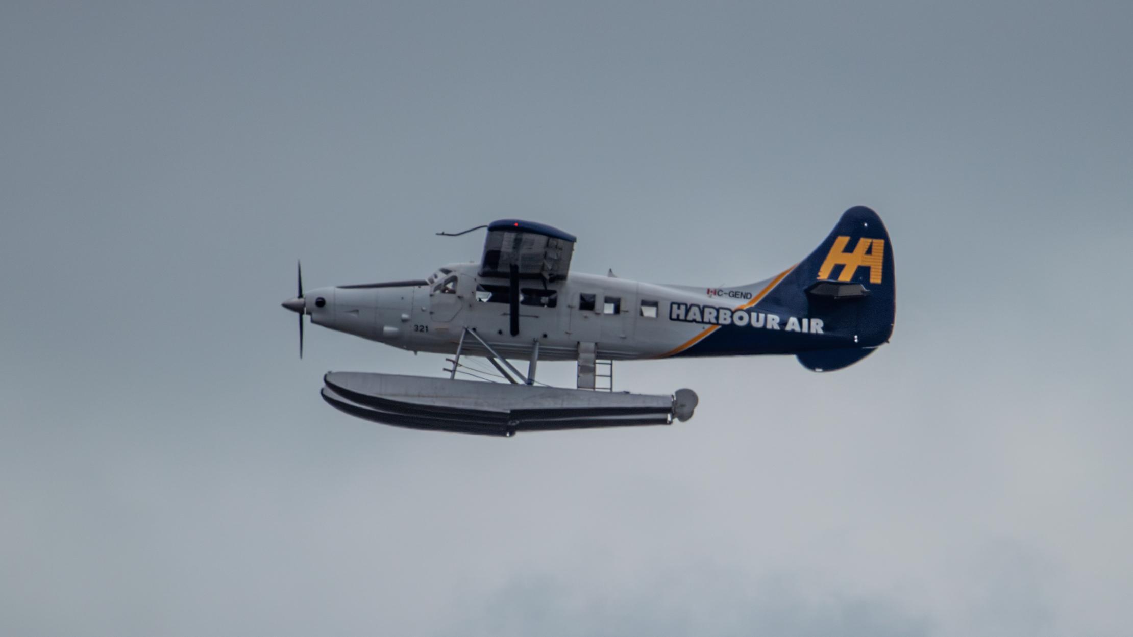 Aircraft C-GEND, Harbour Air Turbo Otter, at CYVR, photo by AviationLover50