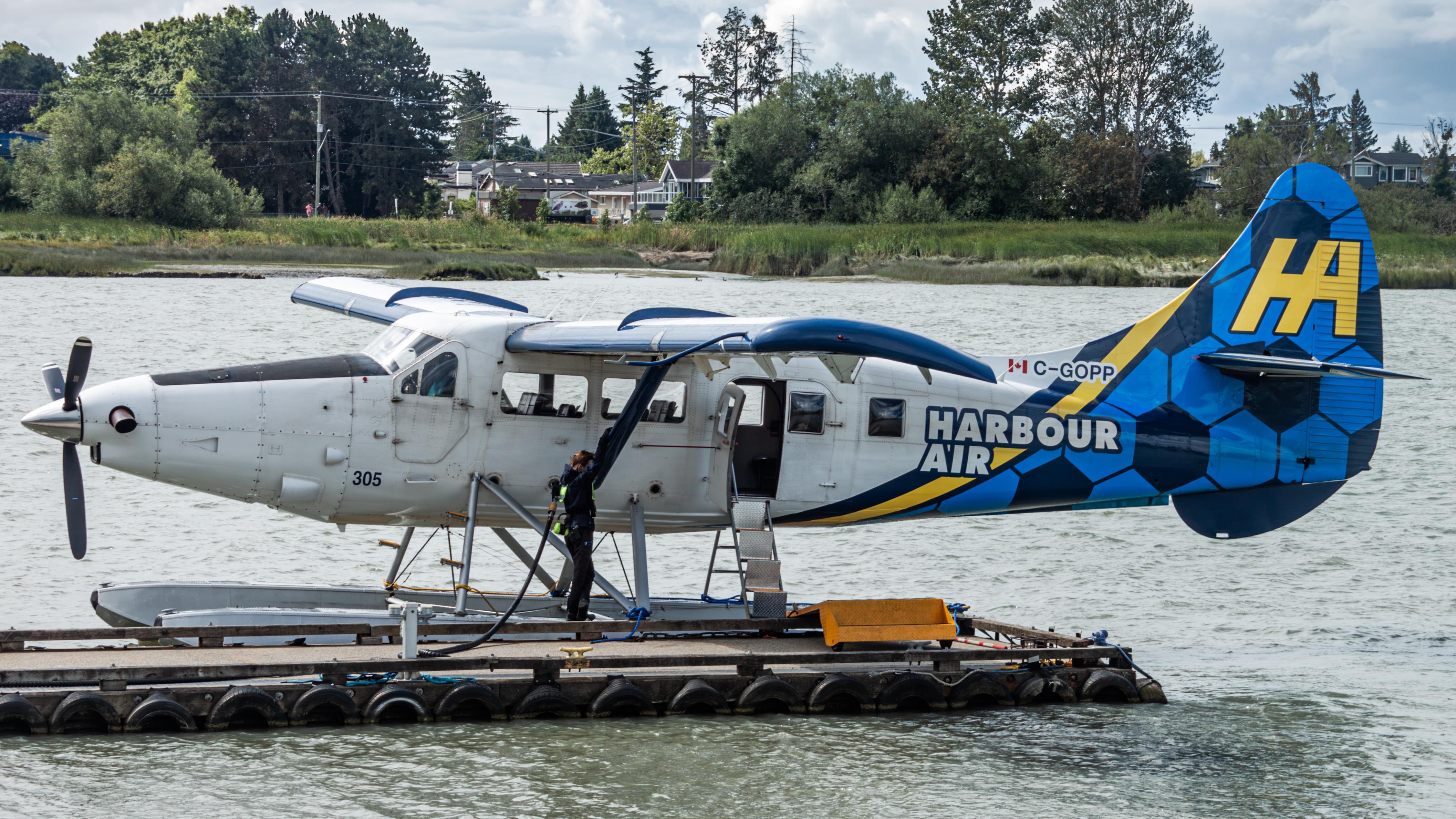 Aircraft C-GOPP, Harbour Air Turbo Otter, at CYVR, photo by AviationLover50