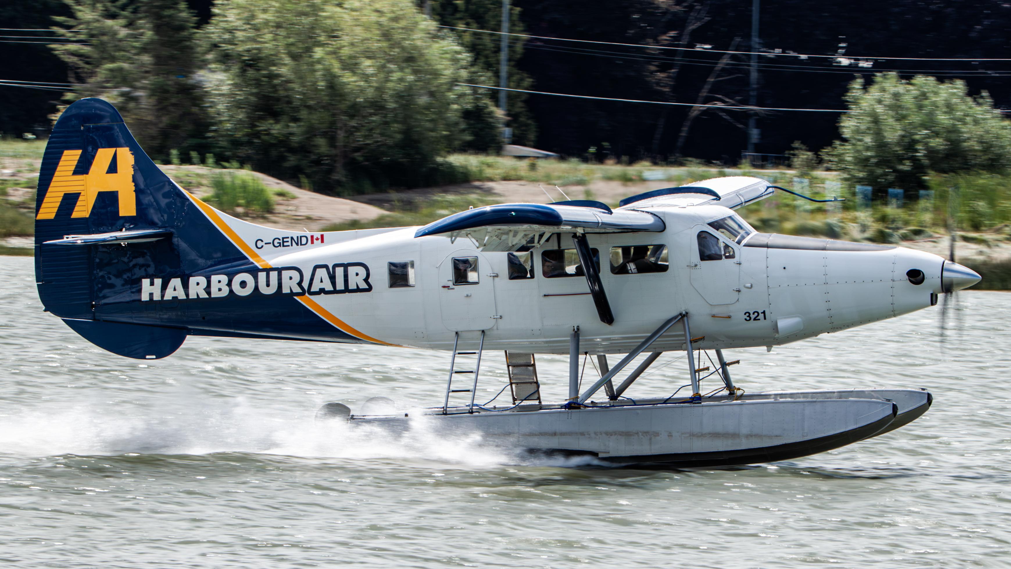 Aircraft C-GEND, Harbour Air Turbo Otter, at CYVR, photo by AviationLover50