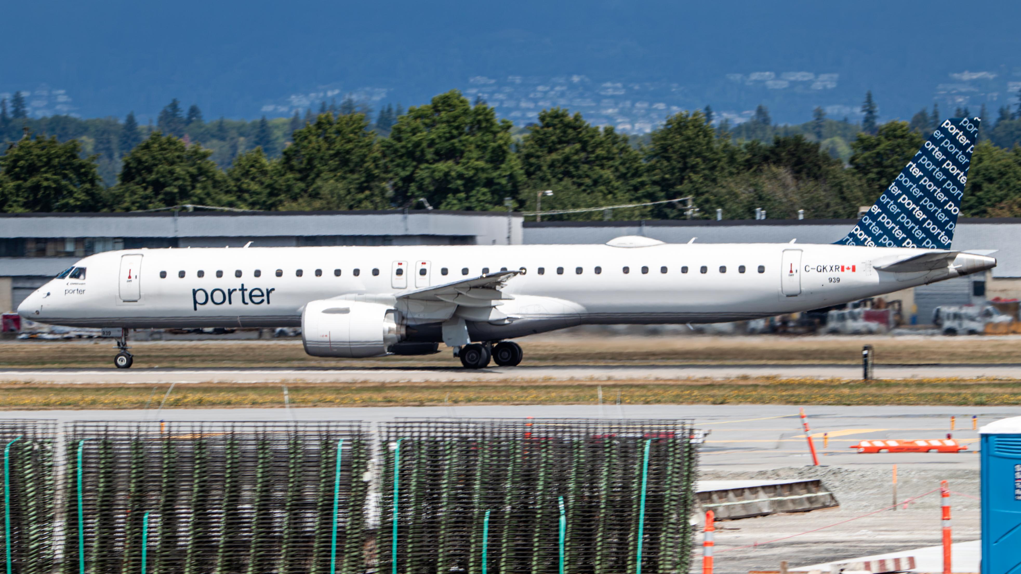 Aircraft C-GKXR, Porter E295, at CYVR, photo by AviationLover50