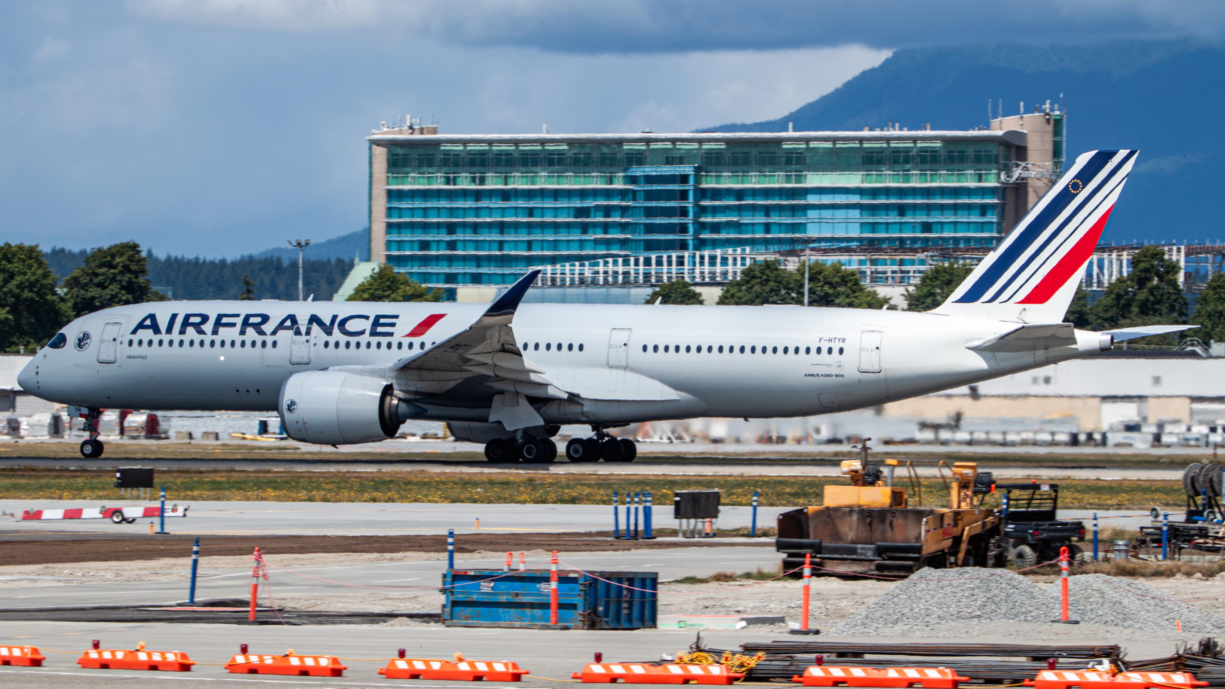 Aircraft F-HTYR, Air France A359, at CYVR, photo by AviationLover50