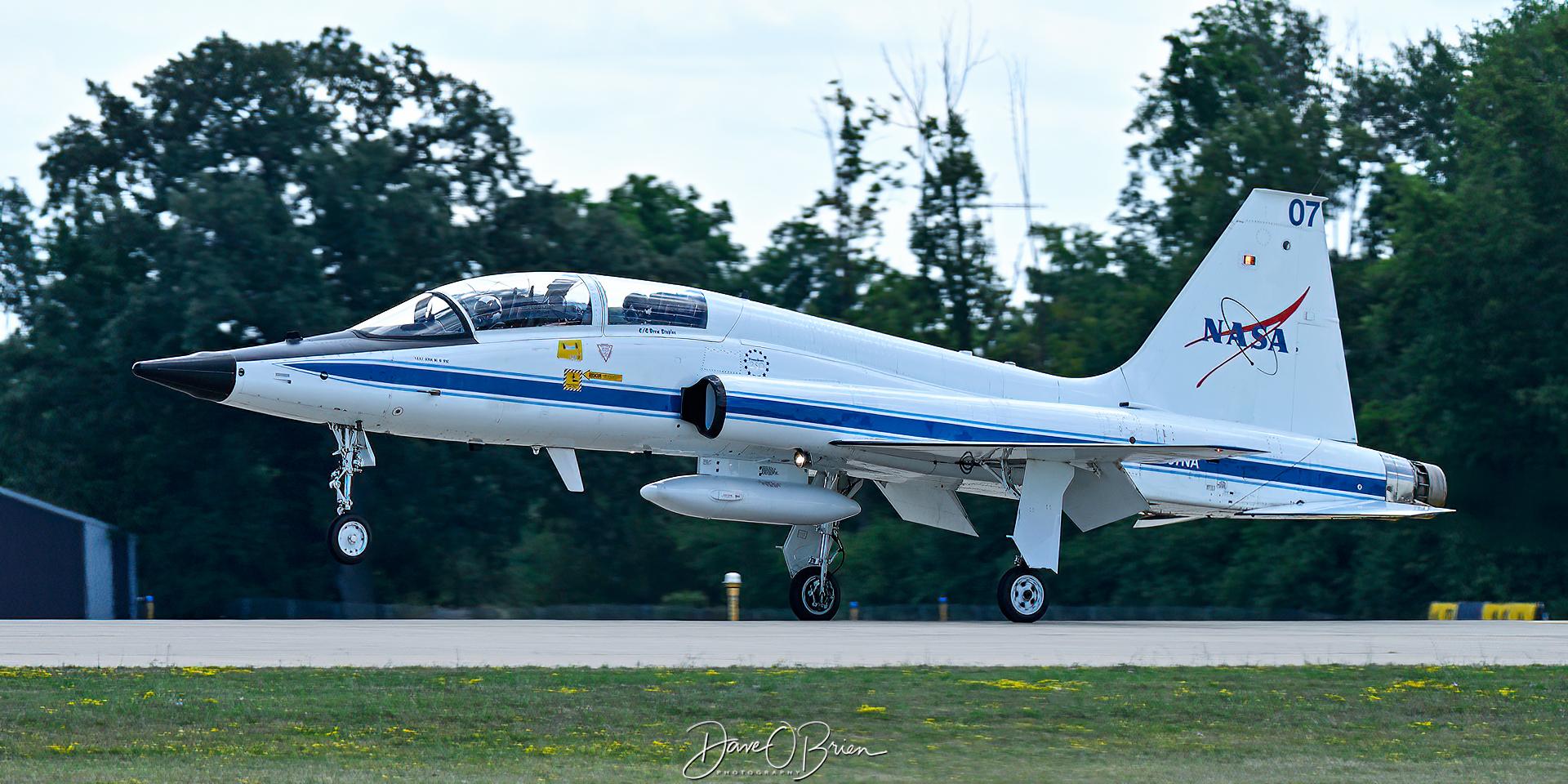 N907NA photo, click to enlarge
