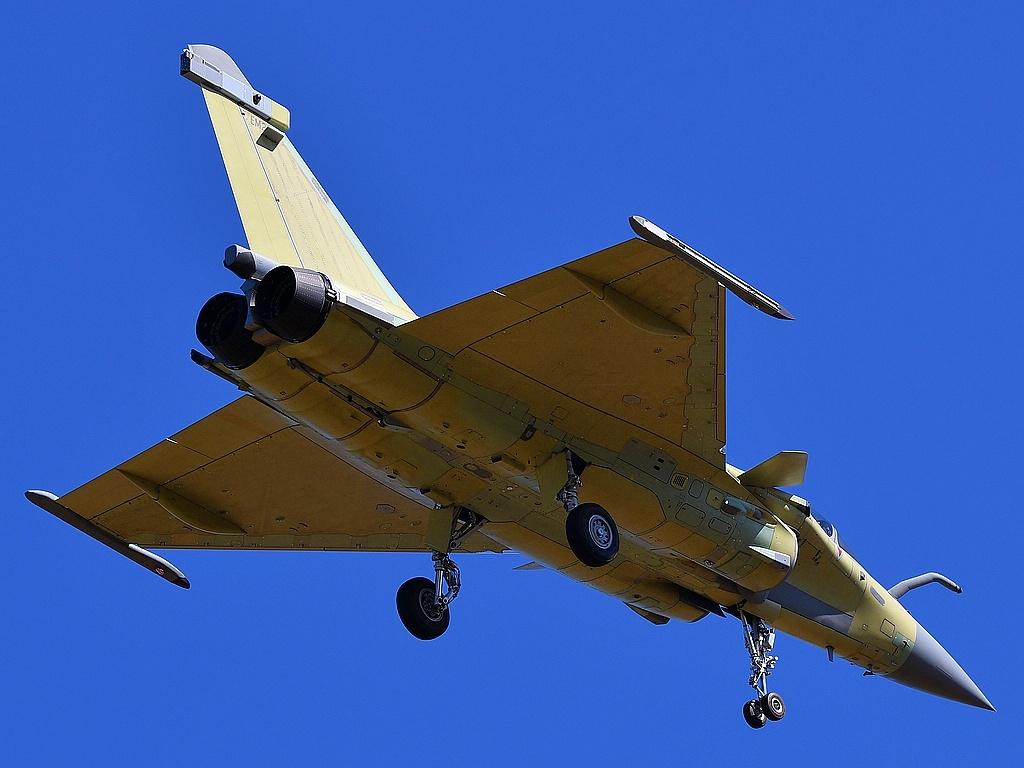 EM22 photo, click to enlarge
