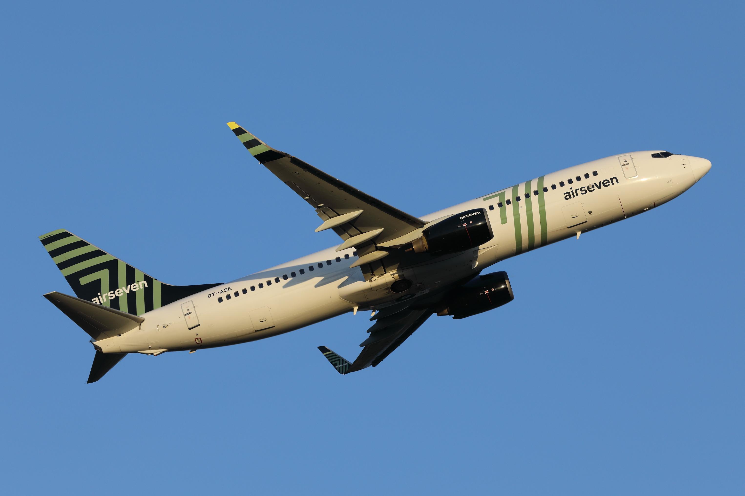 Aircraft OY-ASE, Copenhagen 5.8.2026, at CPH, photo by leo larsen