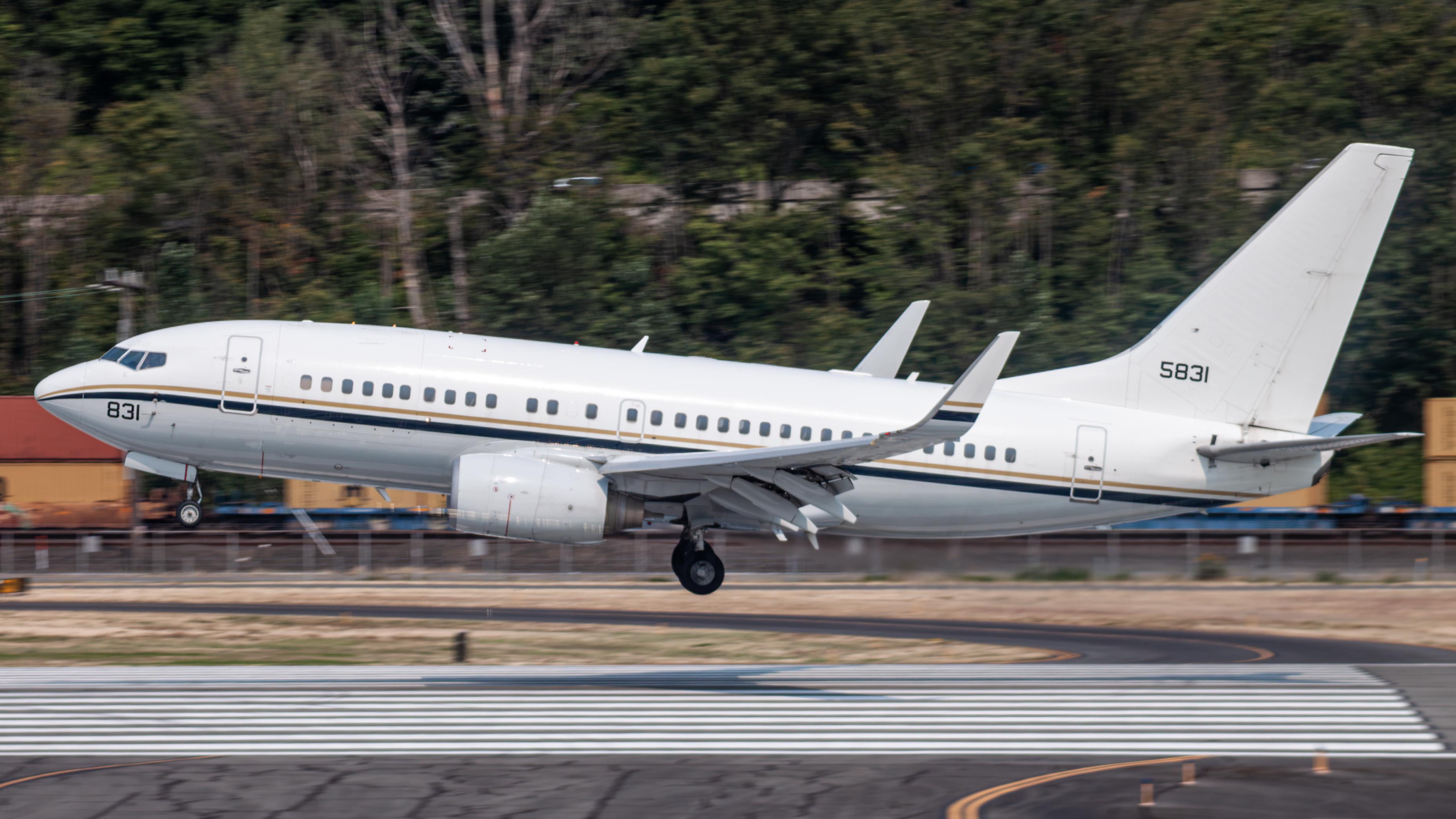 Aircraft 165831, USN C-40A, at KBFI, photo by AviationLover50