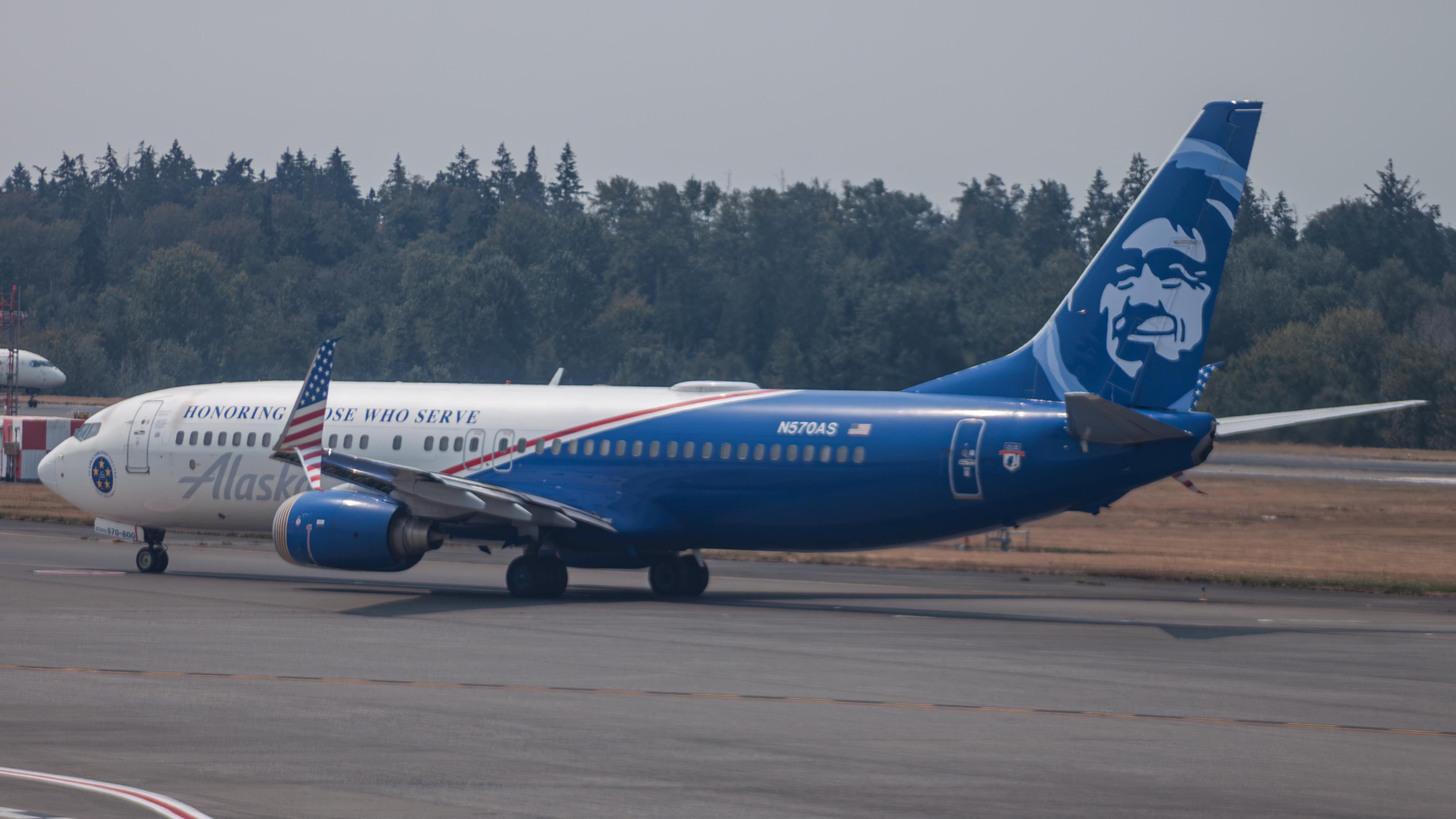 Aircraft N570AS, Alaska Honoring Those Who Serve 738, at KSEA, photo by AviationLover50