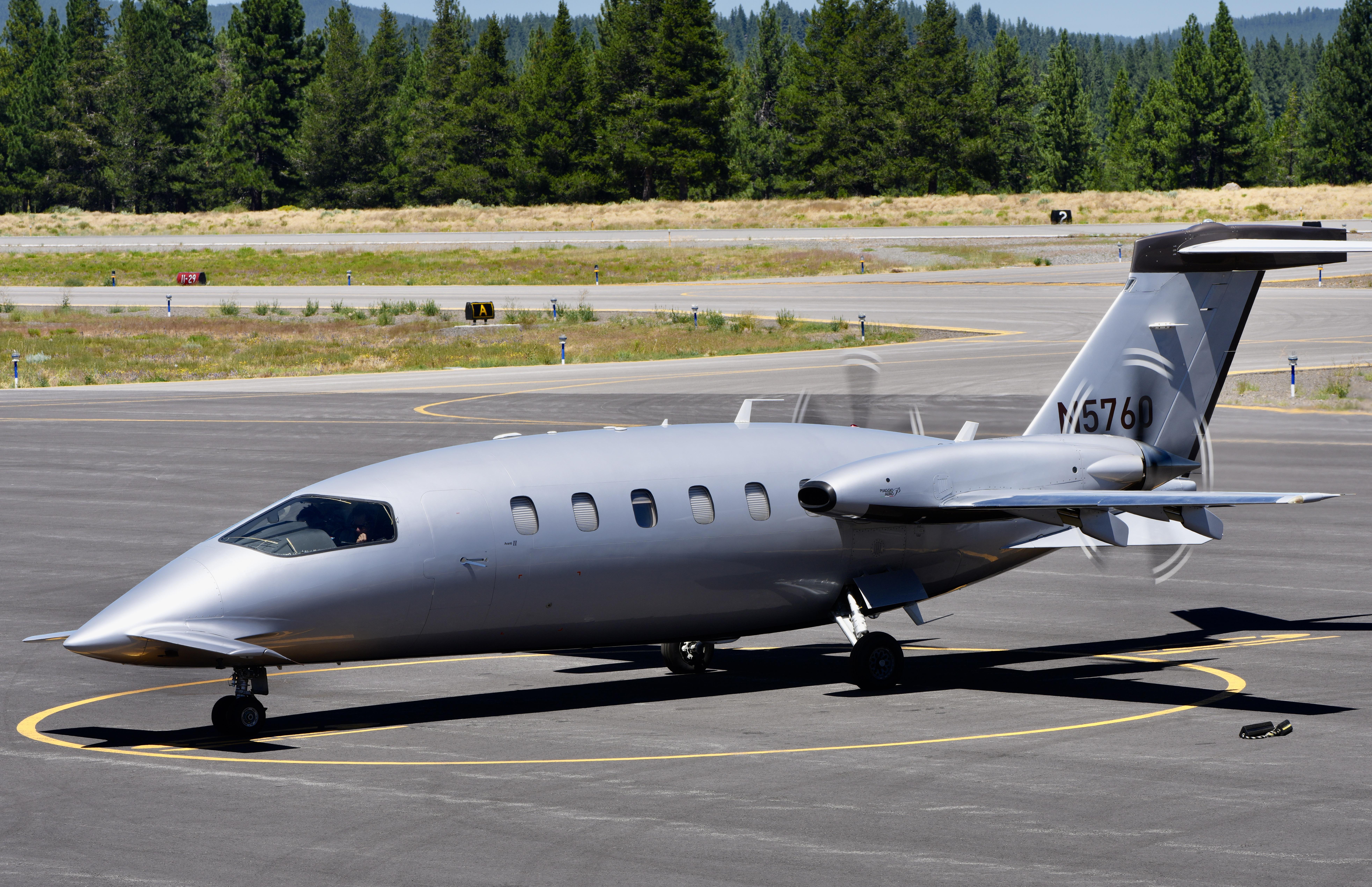 Aircraft N5760, Truckee Tahoe airport in California 2026, at KTRK, photo by ClaytonEddy