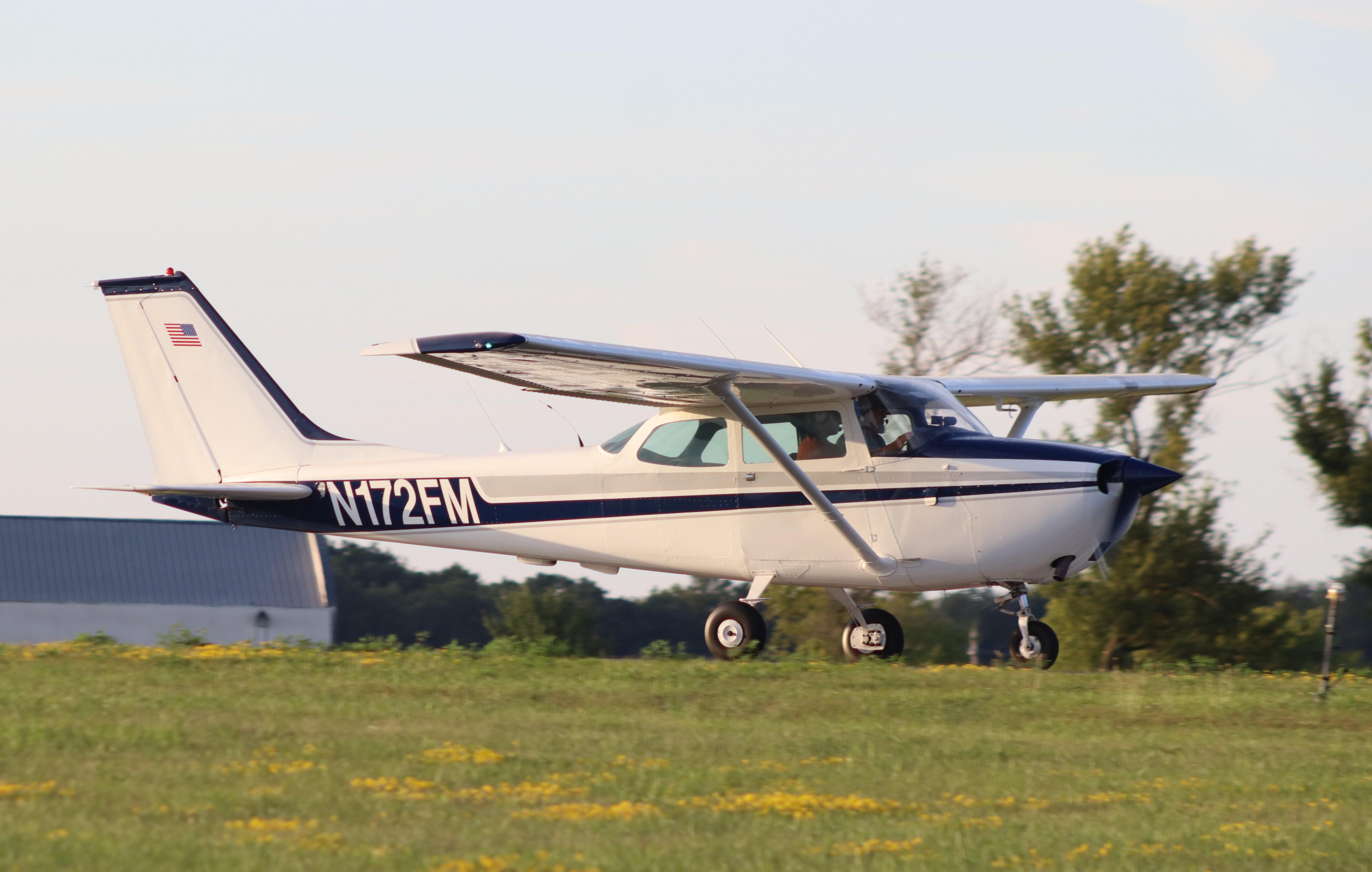 N172FM photo, click to enlarge