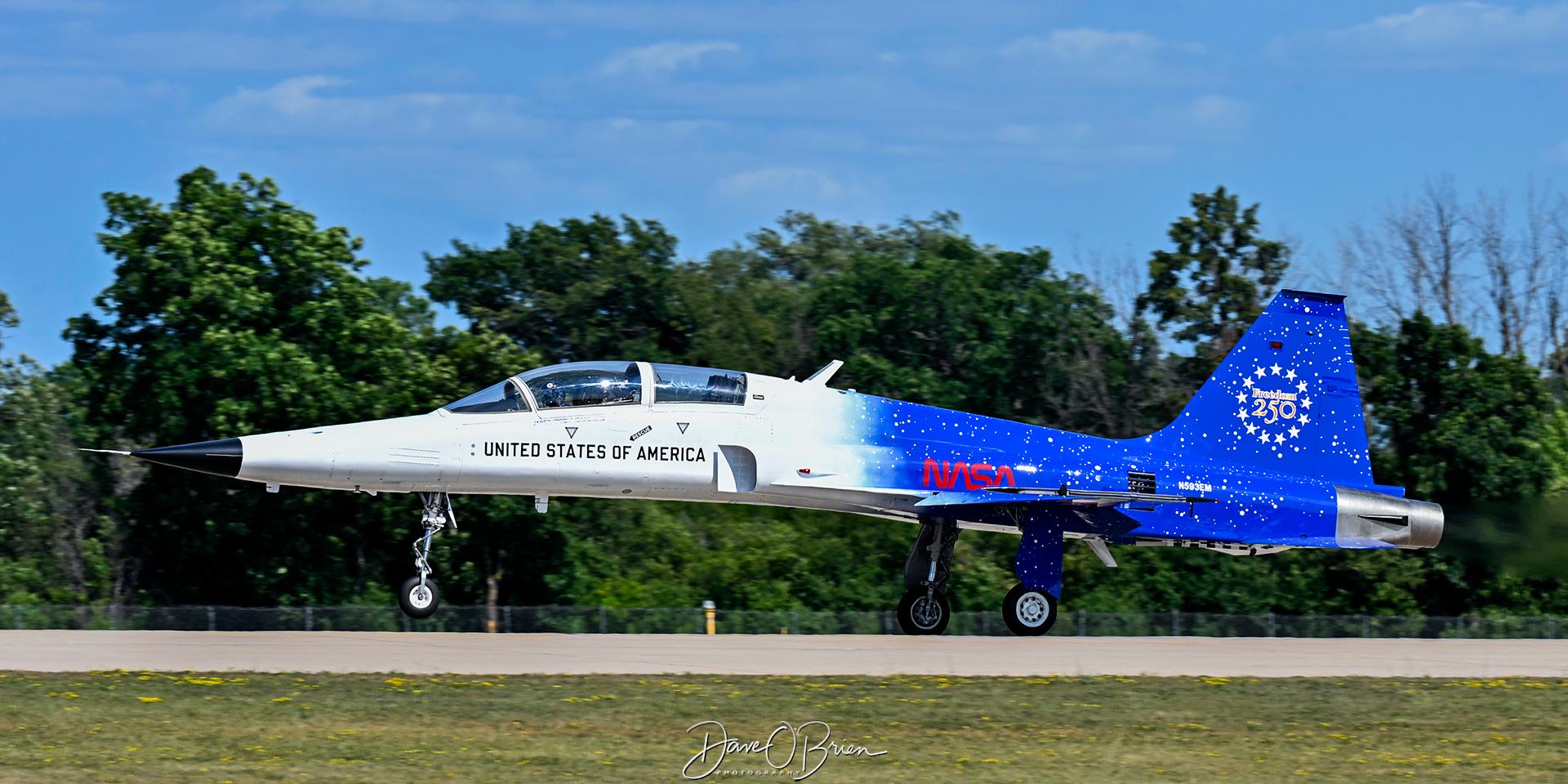 N593EM photo, click to enlarge