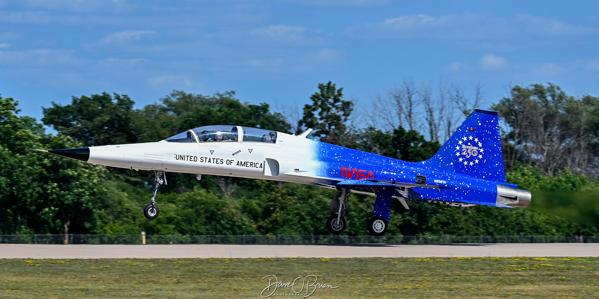 N698TA photo, click to enlarge