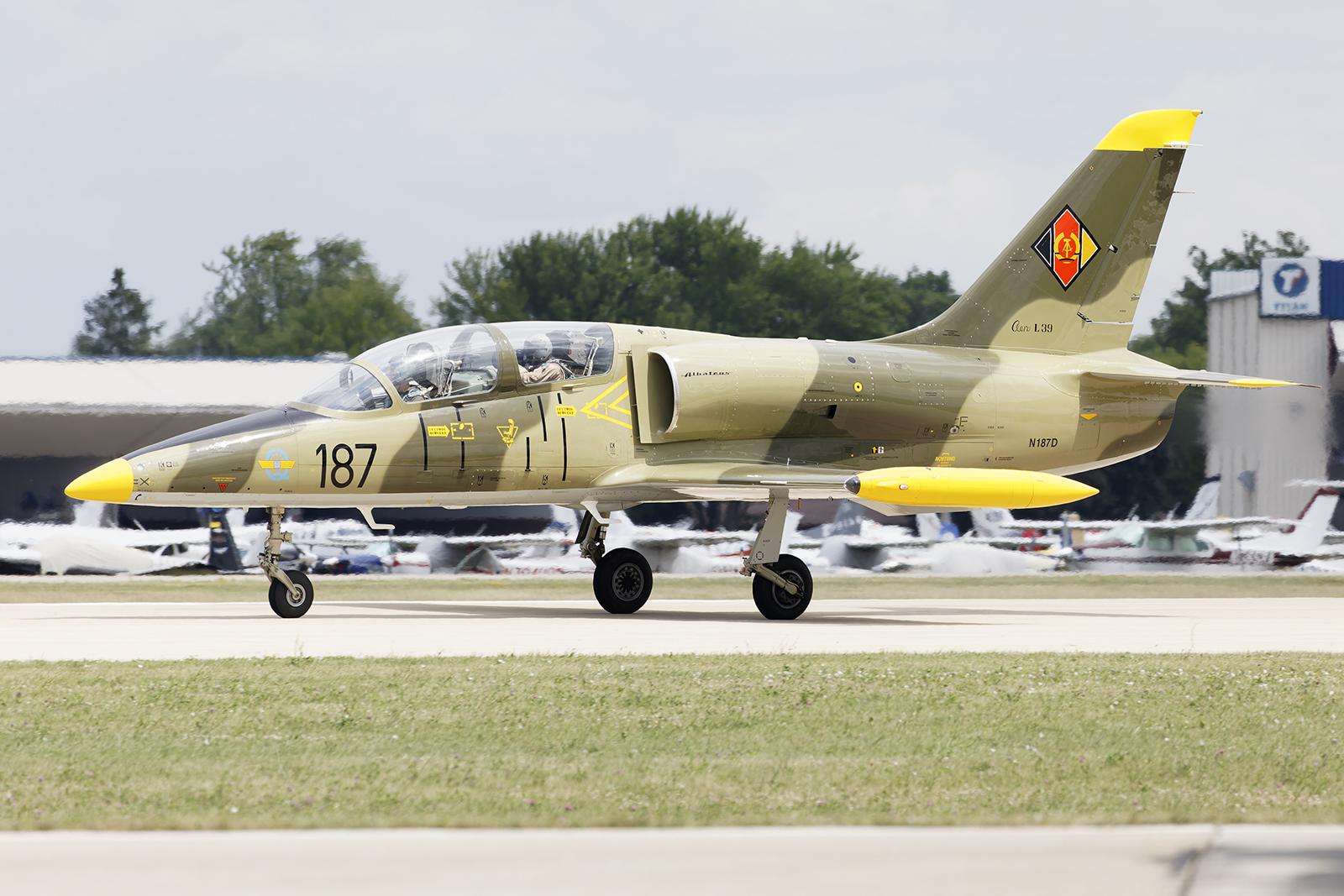 N187D photo, click to enlarge
