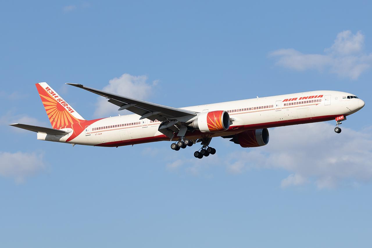 Aircraft VT-ALM, Air India 777-300, at LOWW, photo by Andy Graf
