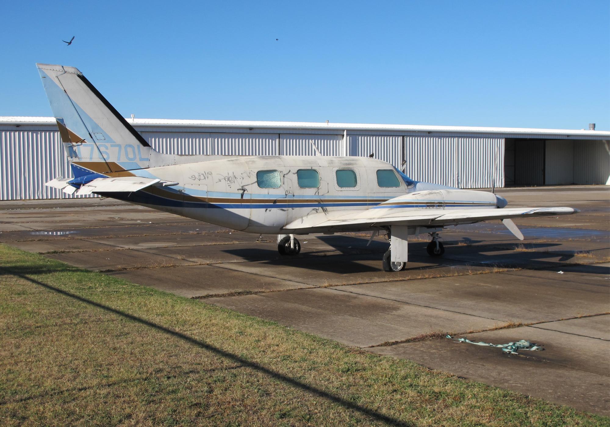 N7670L photo, click to enlarge