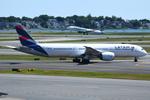 Aircraft PS-LAA, Latam B789 departing for GRU, at KBOS, photo by FerryPNL