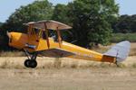 Aircraft G-BEWN, Landing at Northrepps., at X3CX, photo by Graham Reeve