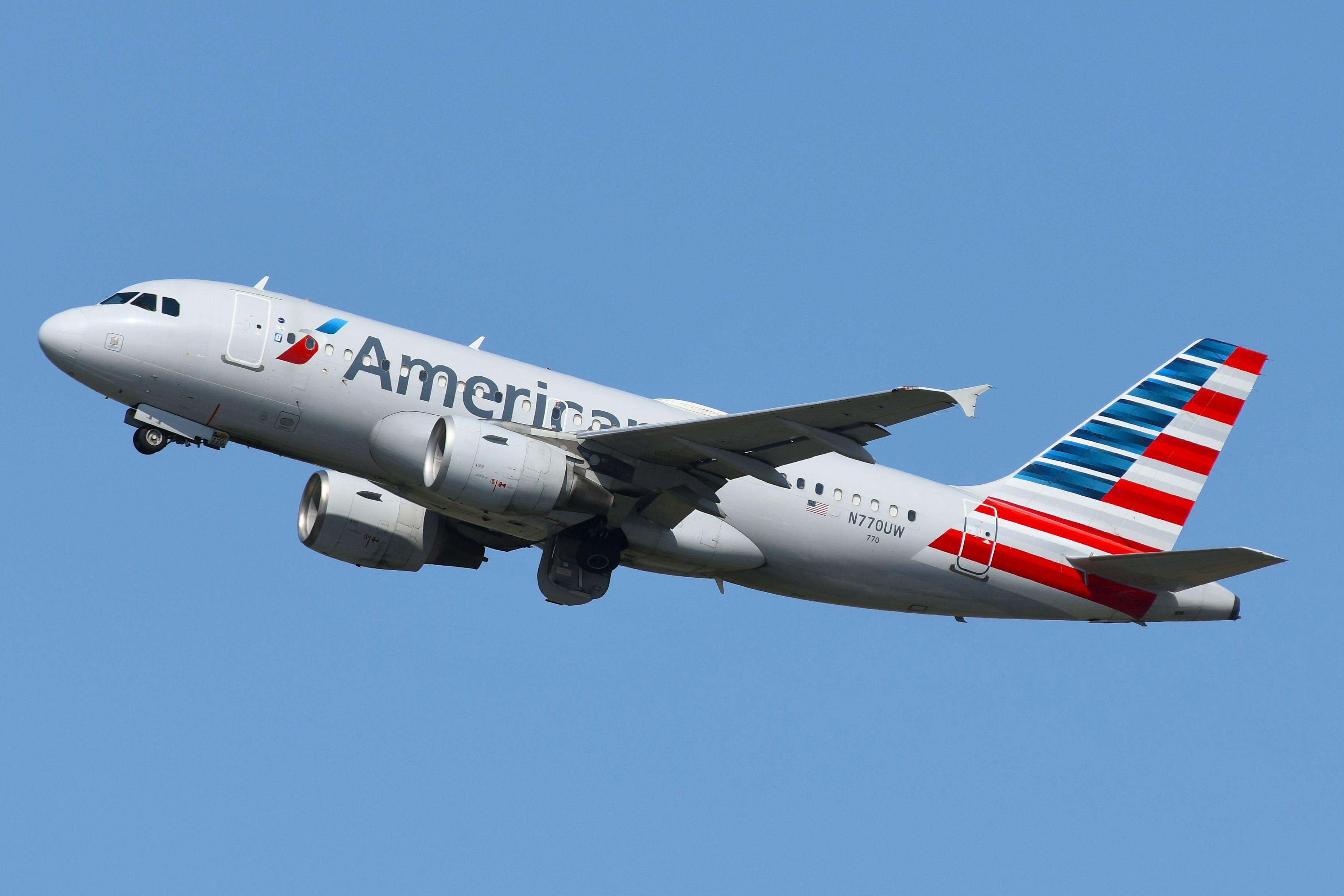 Aircraft N770UW, American A319 taking-off, at KBOS, photo by FerryPNL