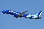 Aircraft N3280J, Departure of JetBlue A223, at KBOS, photo by FerryPNL
